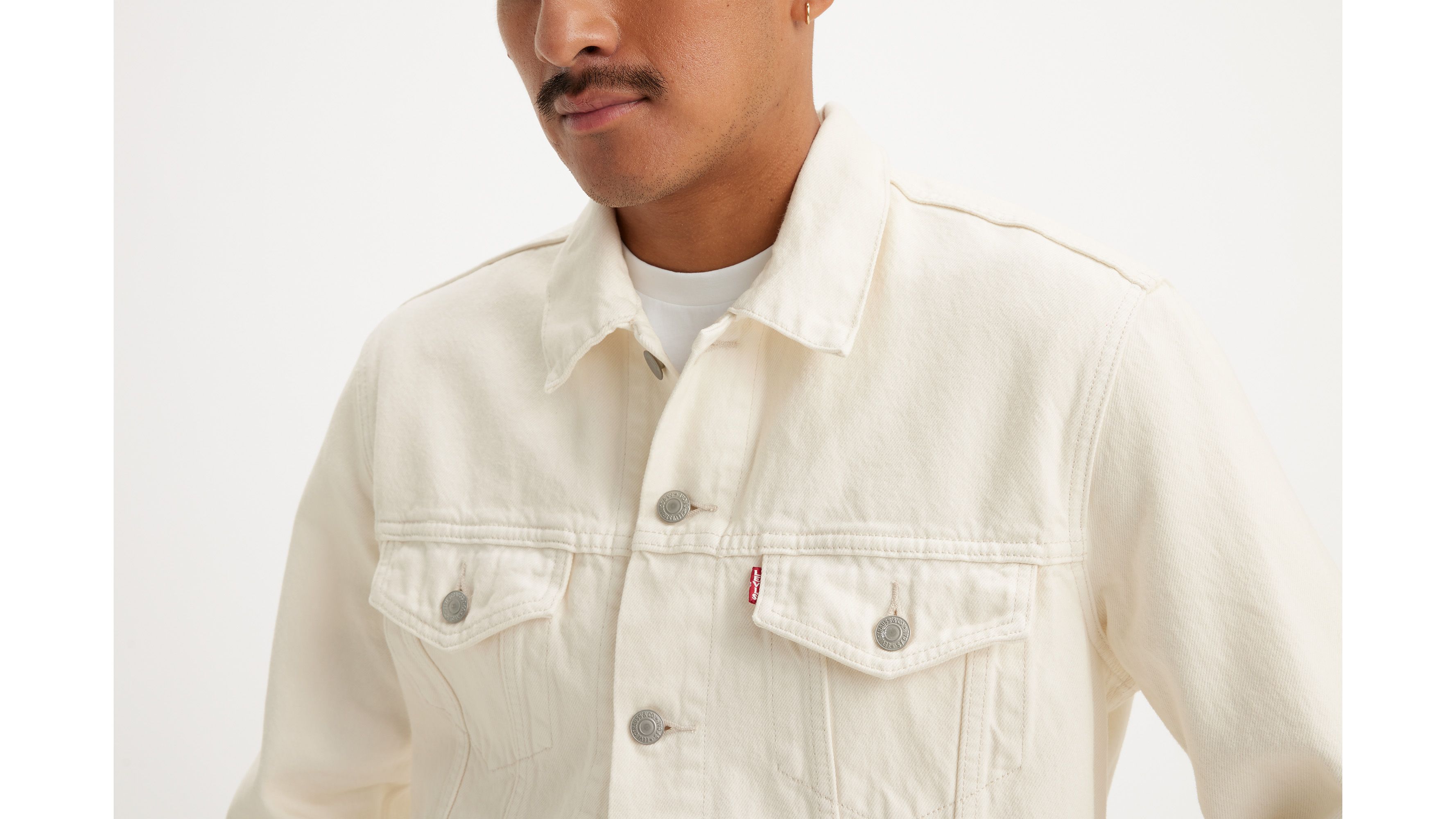 Levis white trucker on sale jacket