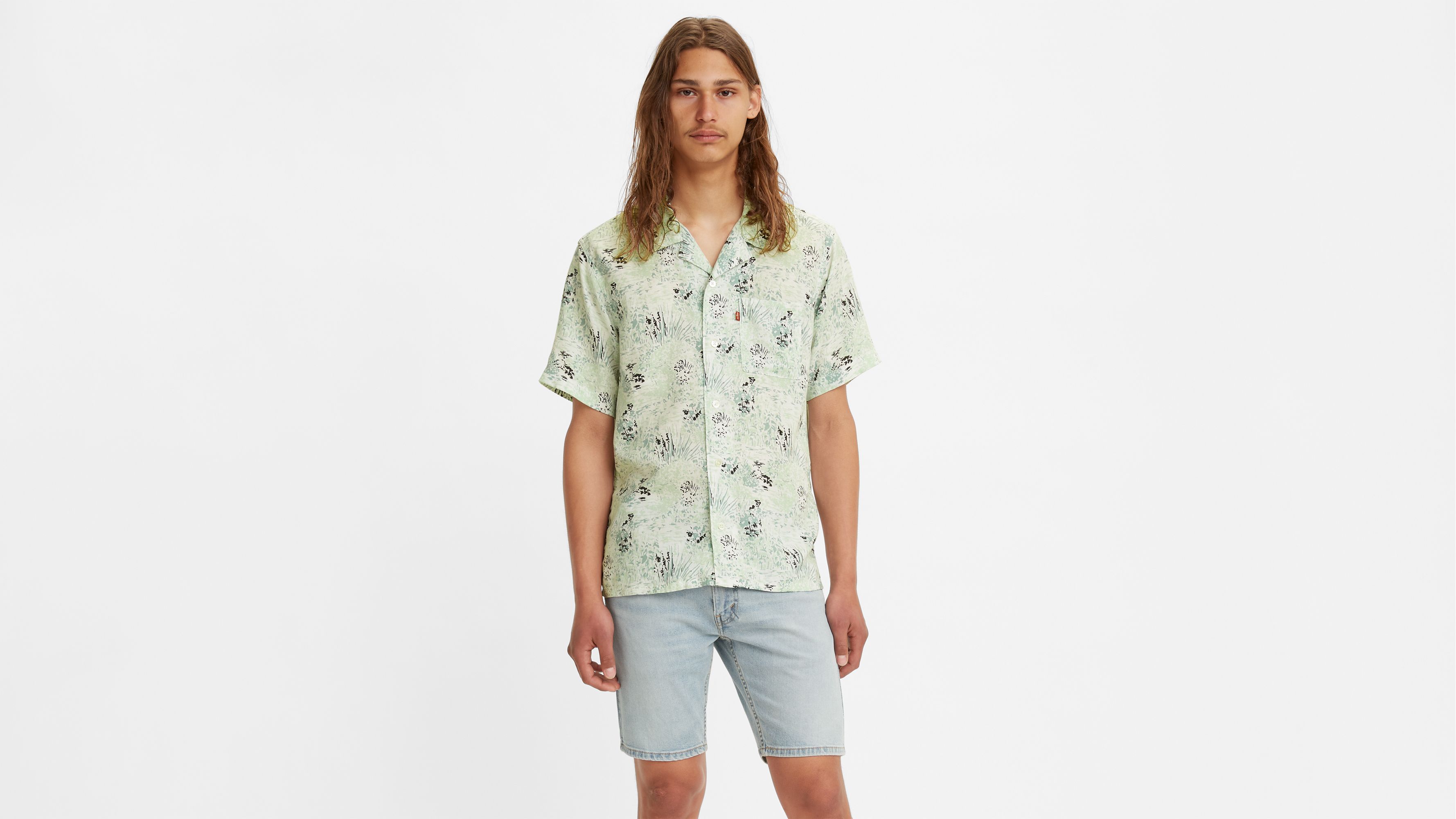 Levis store cubano shirt