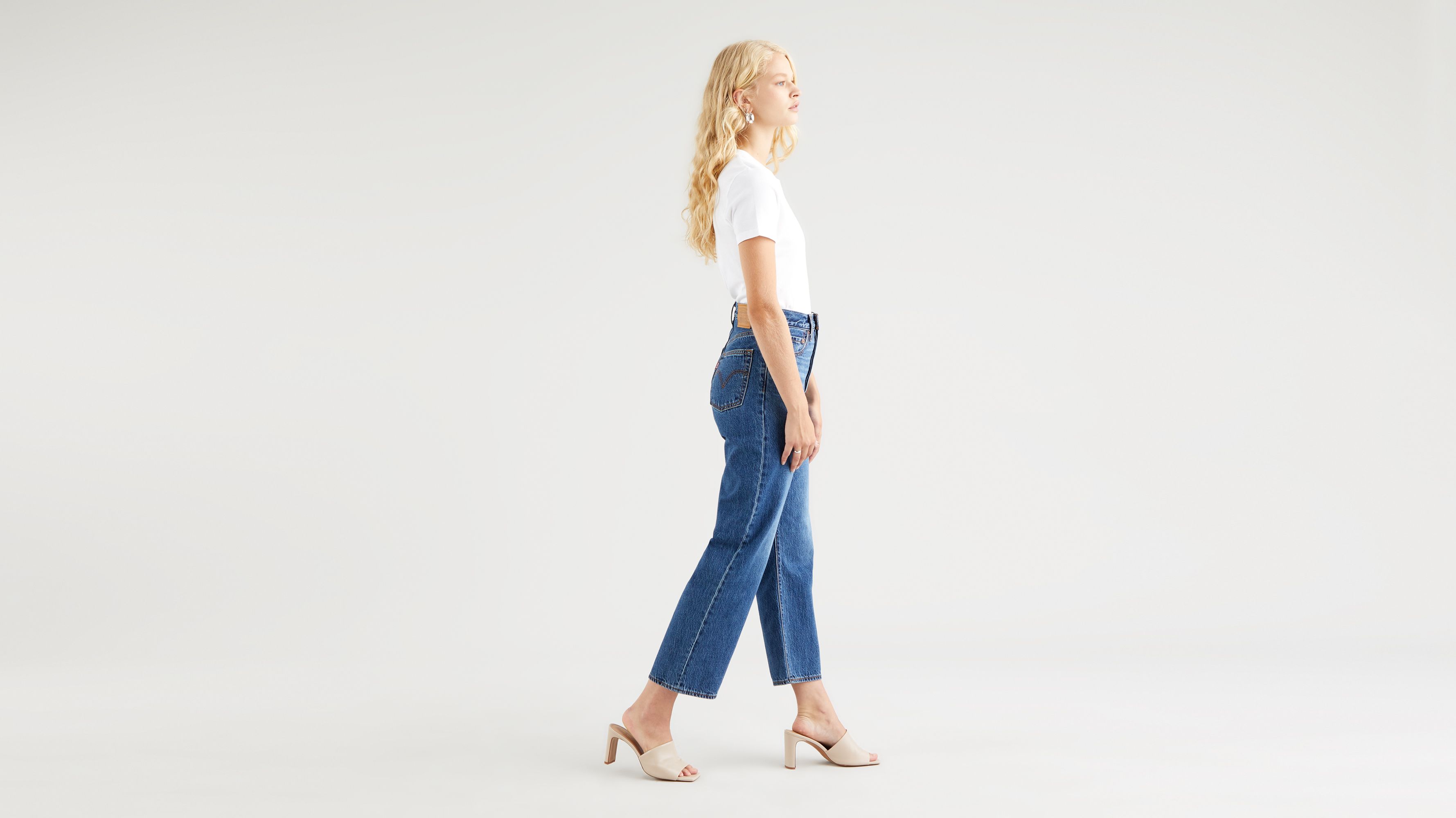 Ribcage Straight Ankle Jeans 2