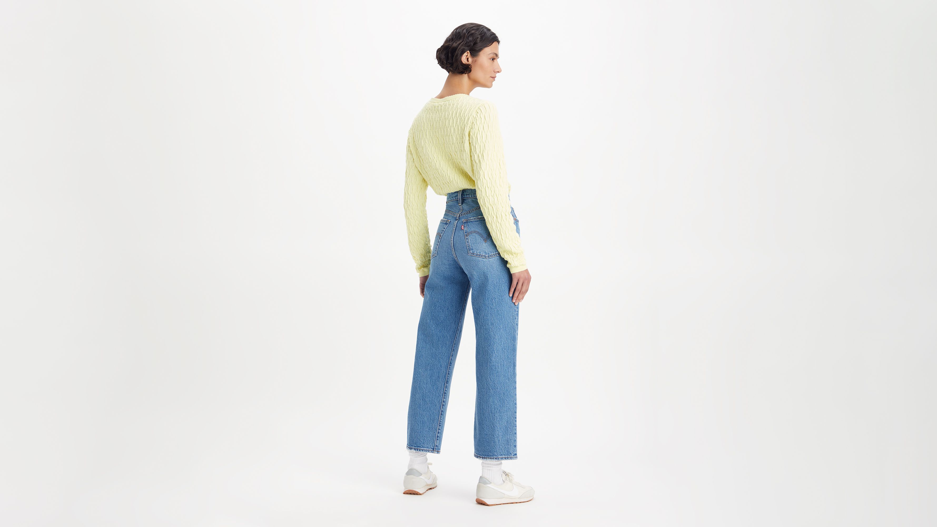 Levi's Ribcage Straight Ankle Jeans in In The Middle • Shop American  Threads Women's Trendy Online Boutique – americanthreads