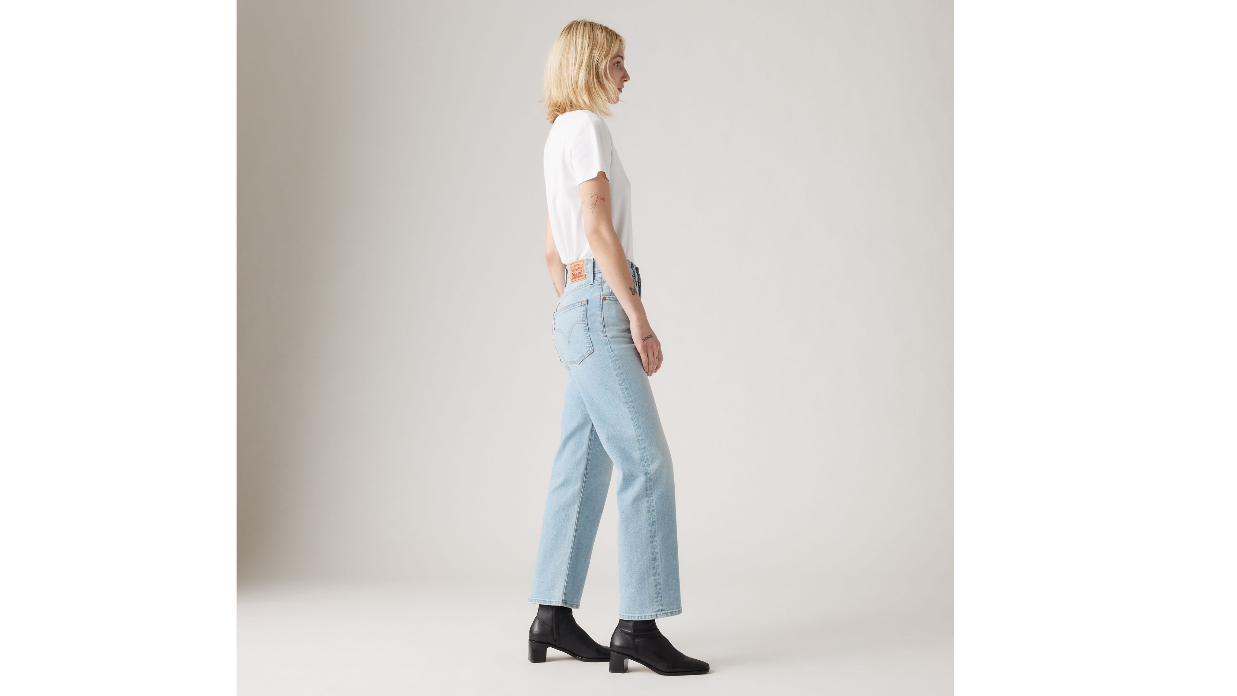 Ribcage Straight Ankle Jeans 2