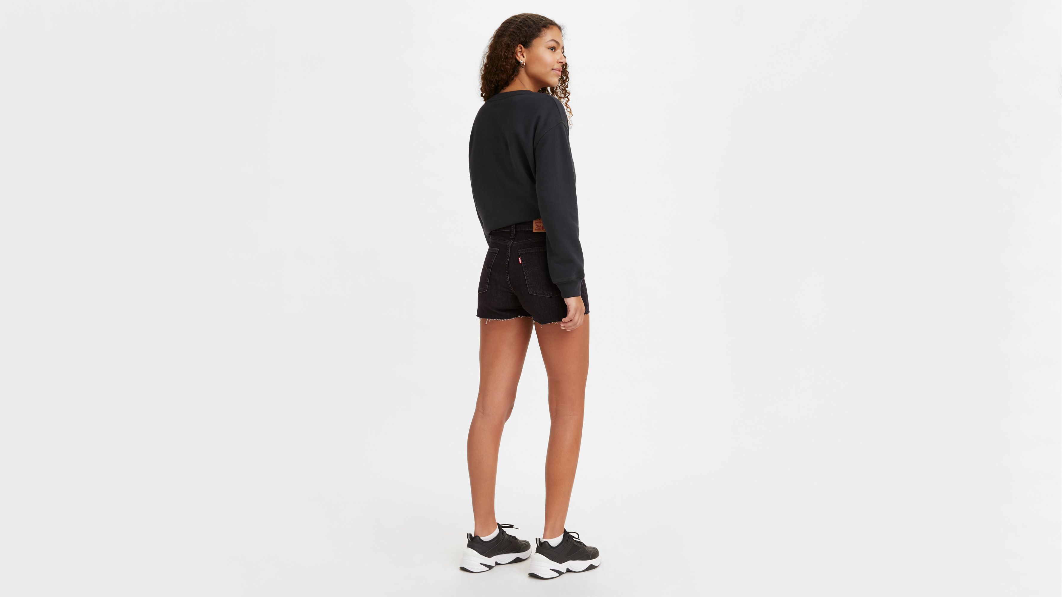 Black levi 2024 shorts womens