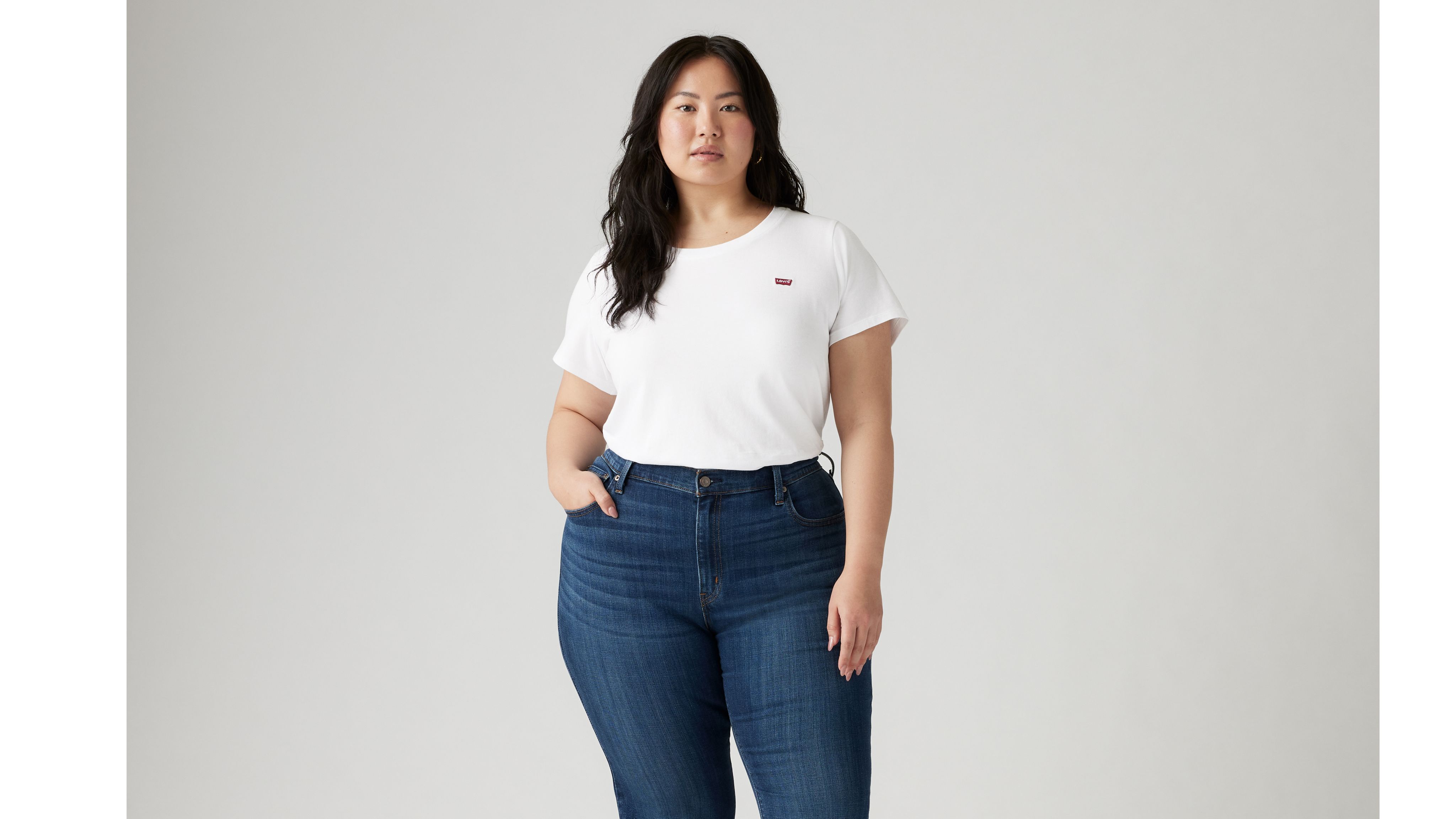 Perfect Crewneck T-Shirt (Plus Size) 1