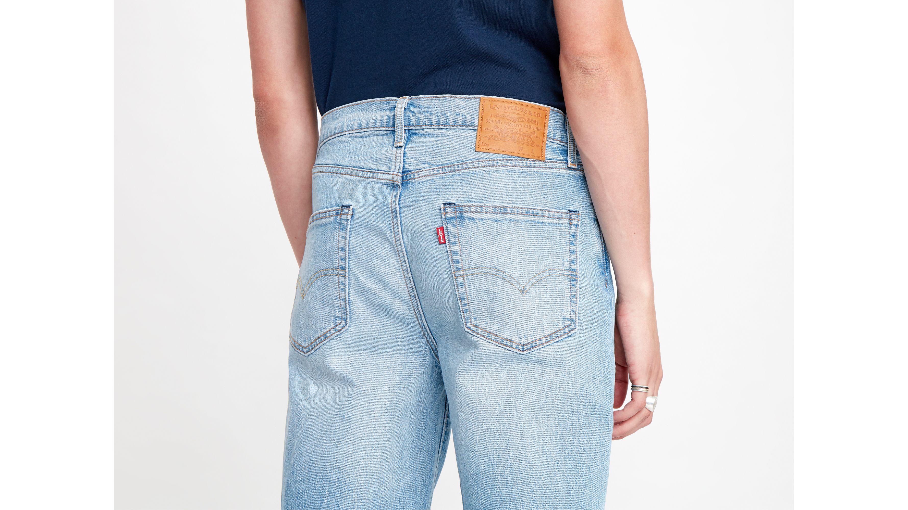 levis loose tapered