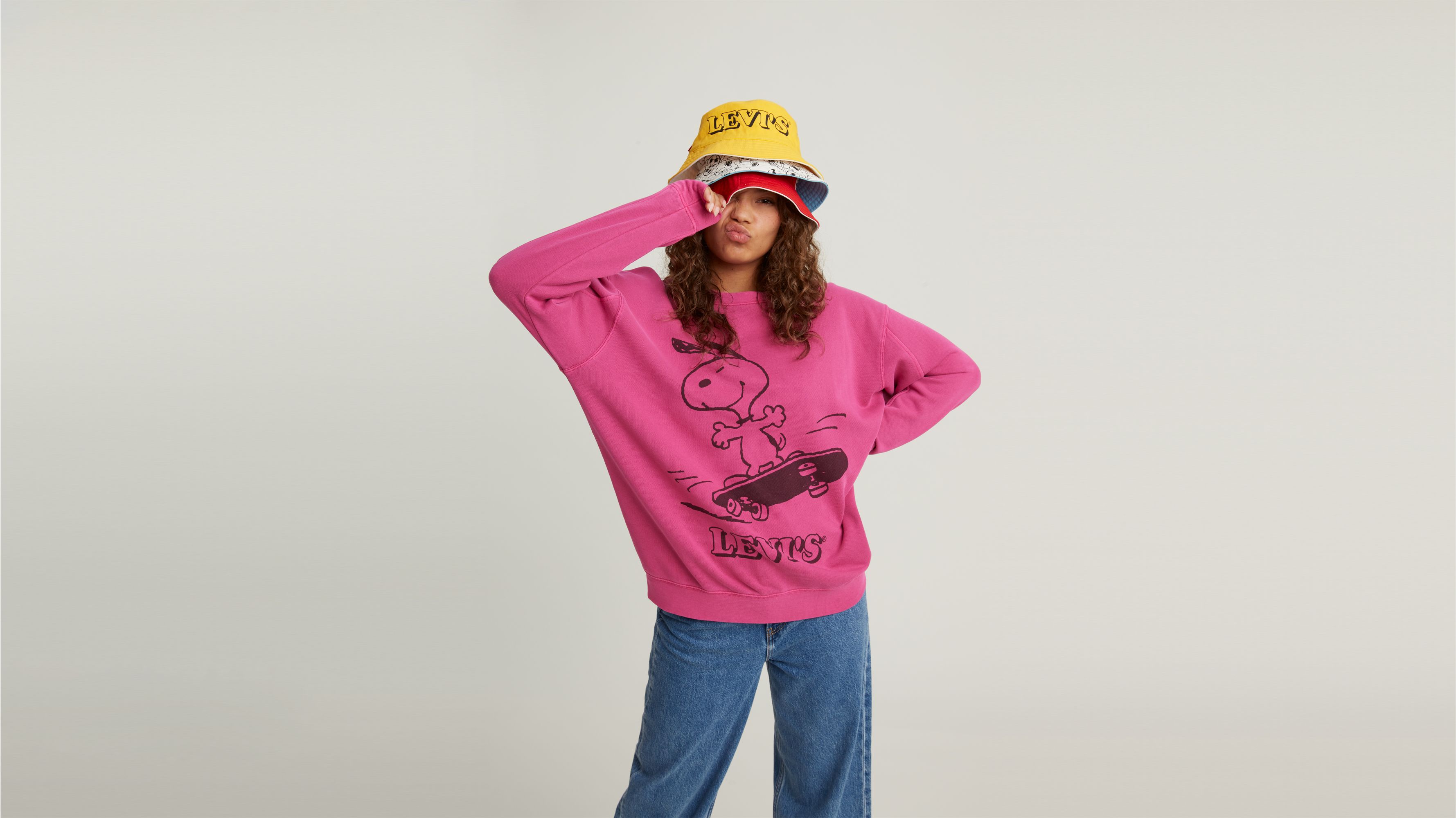 X Peanuts Graphic Crew Sweatshirt 