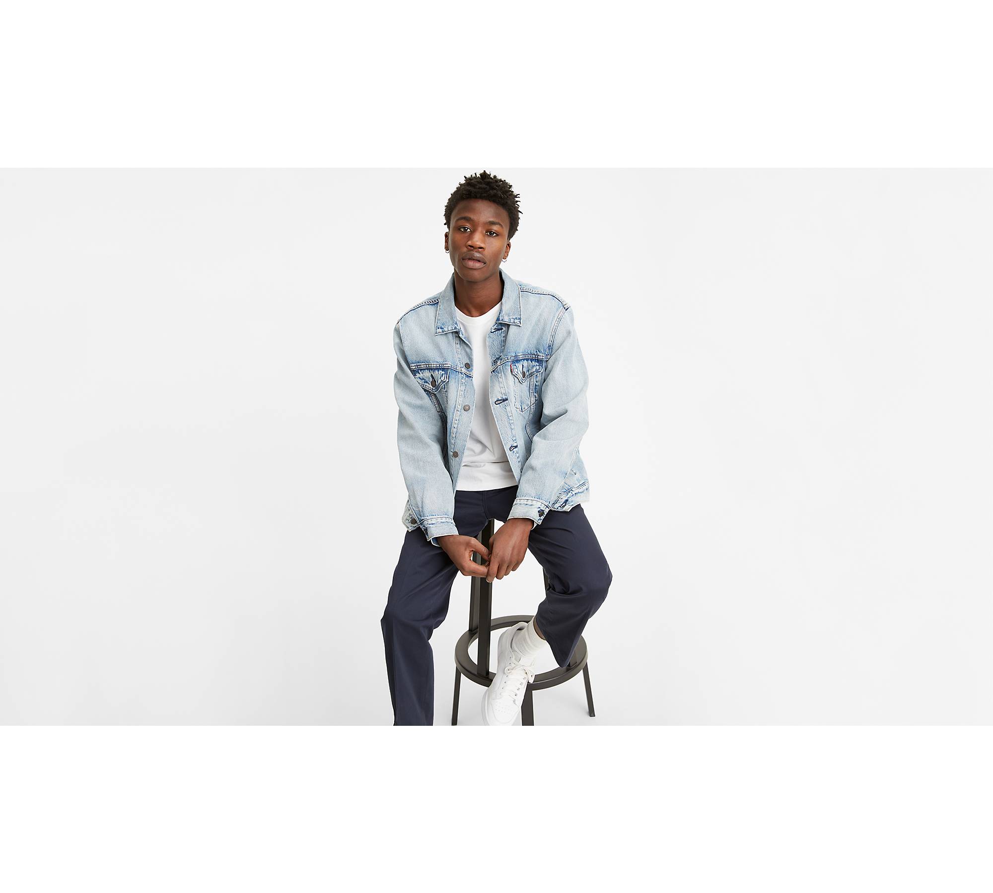 Vintage Relaxed Fit Trucker Jacket - Light Wash | Levi's® CA
