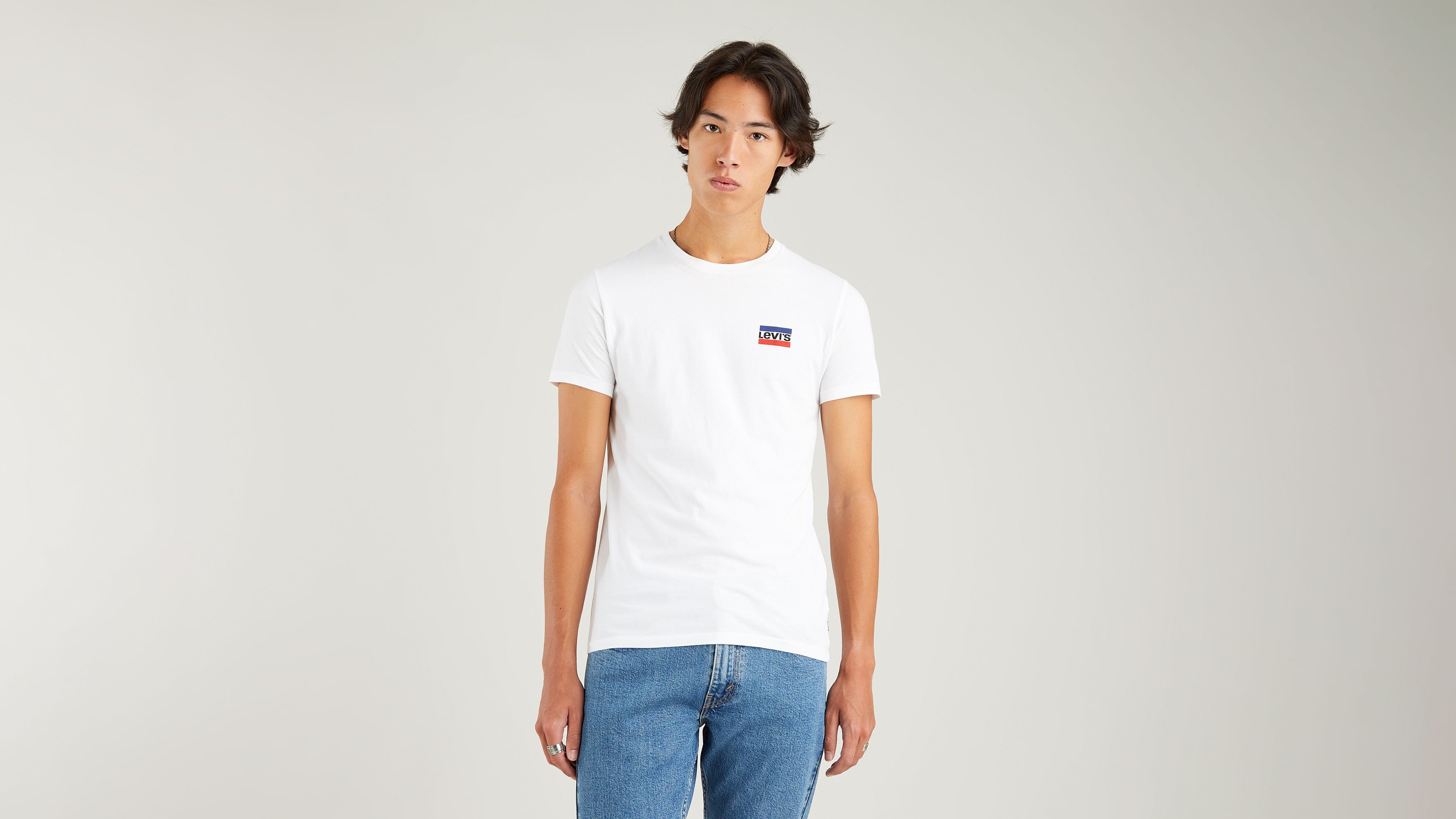 white and blue graphic tee men
