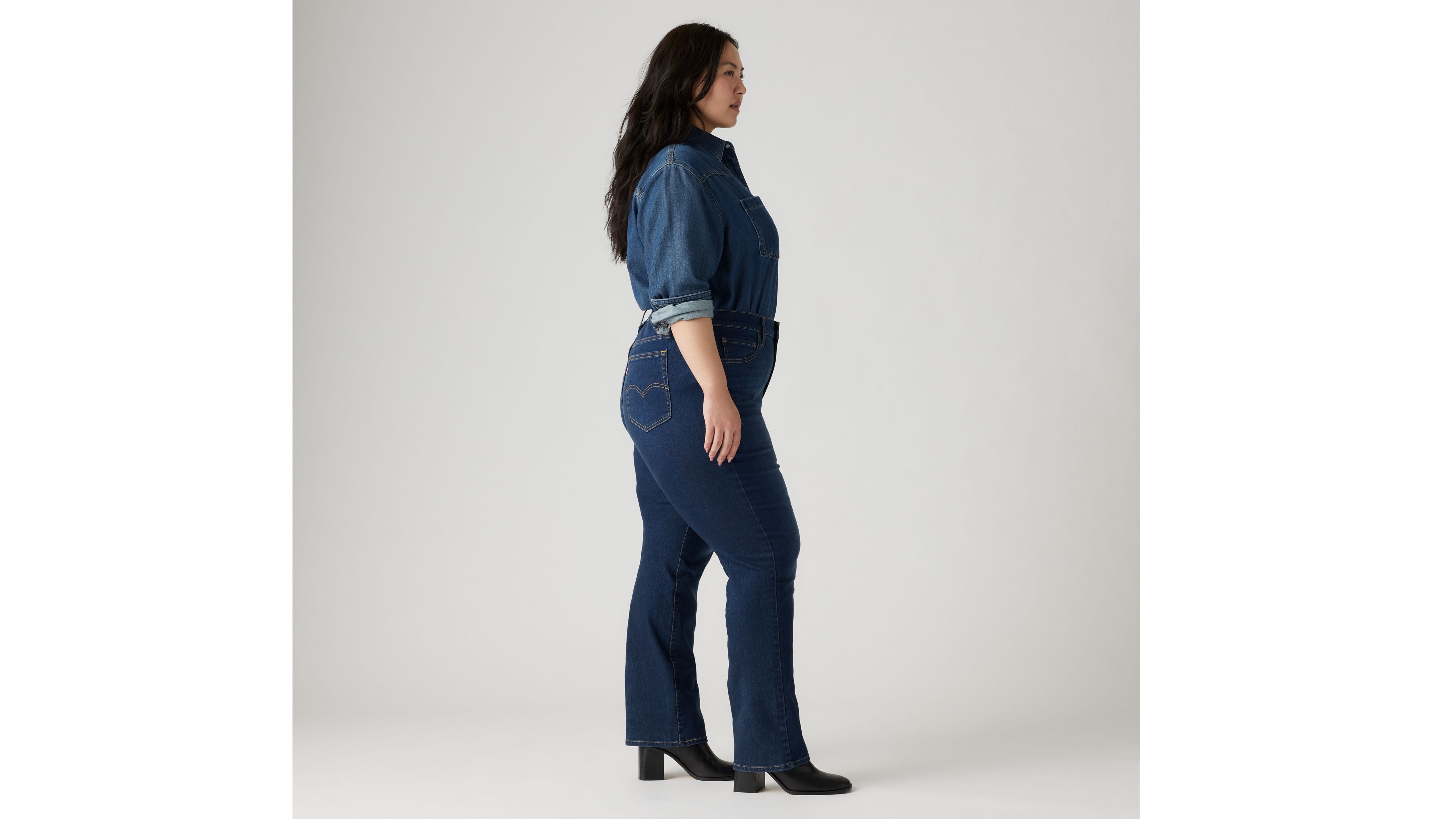 724 High Rise Slim Straight Women's Jeans (Plus Size)