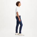 Jeans ajustados y de corte cónico 2