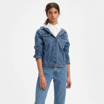 Off The Shoulder Trucker Jacket - Light Wash | Levi's® US Off The Shoulder Trucker Jacket - Light Wash | Levi's® US