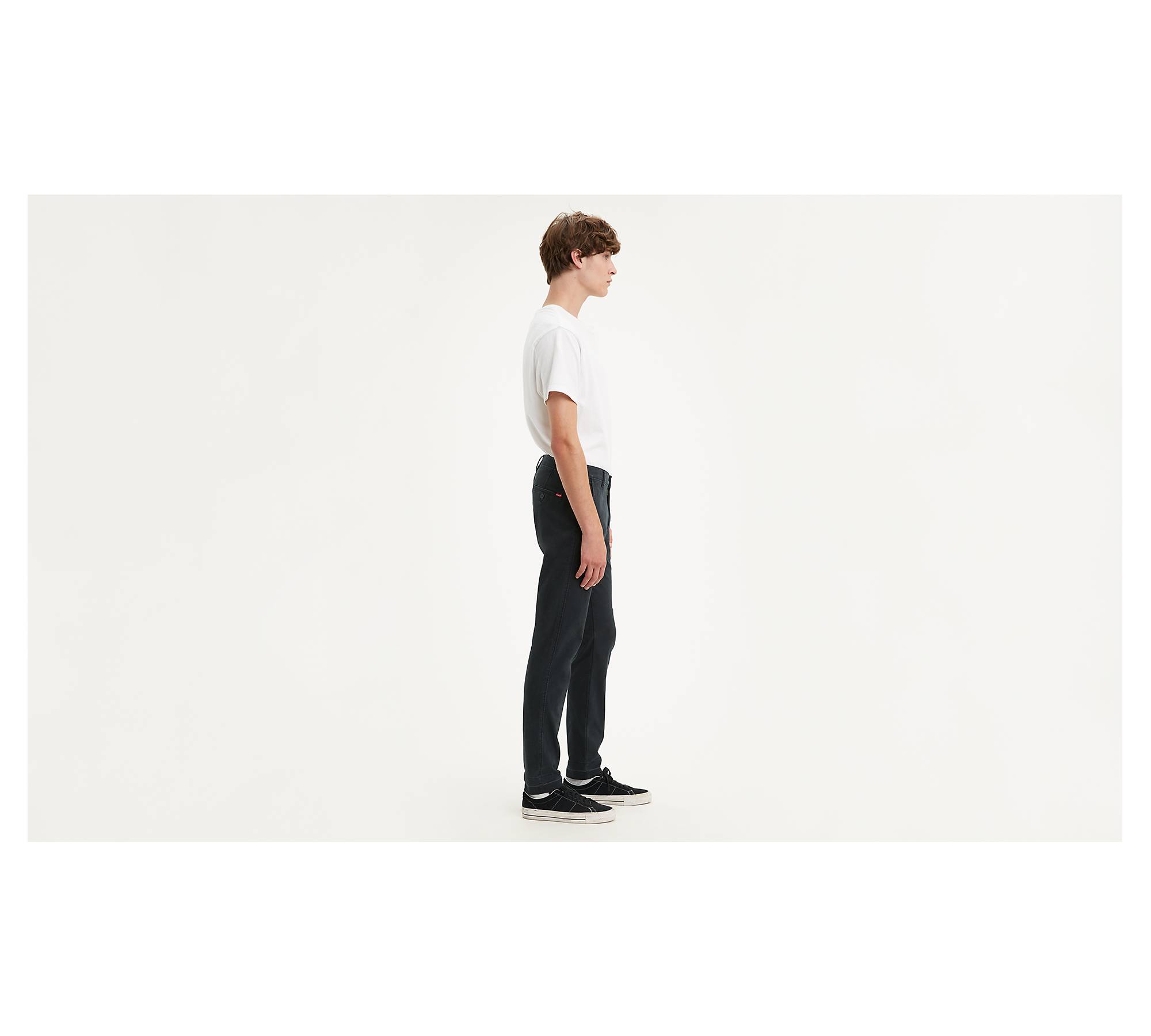 Xx Chino Standard Iii Pants - Black | Levi's® FR