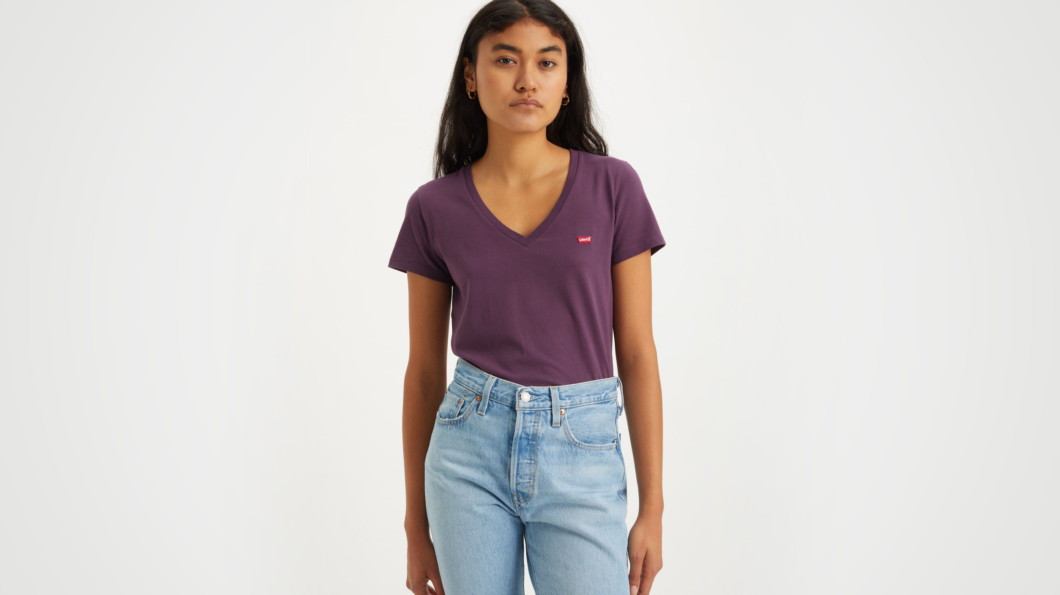 The Perfect V-Neck Tee 1