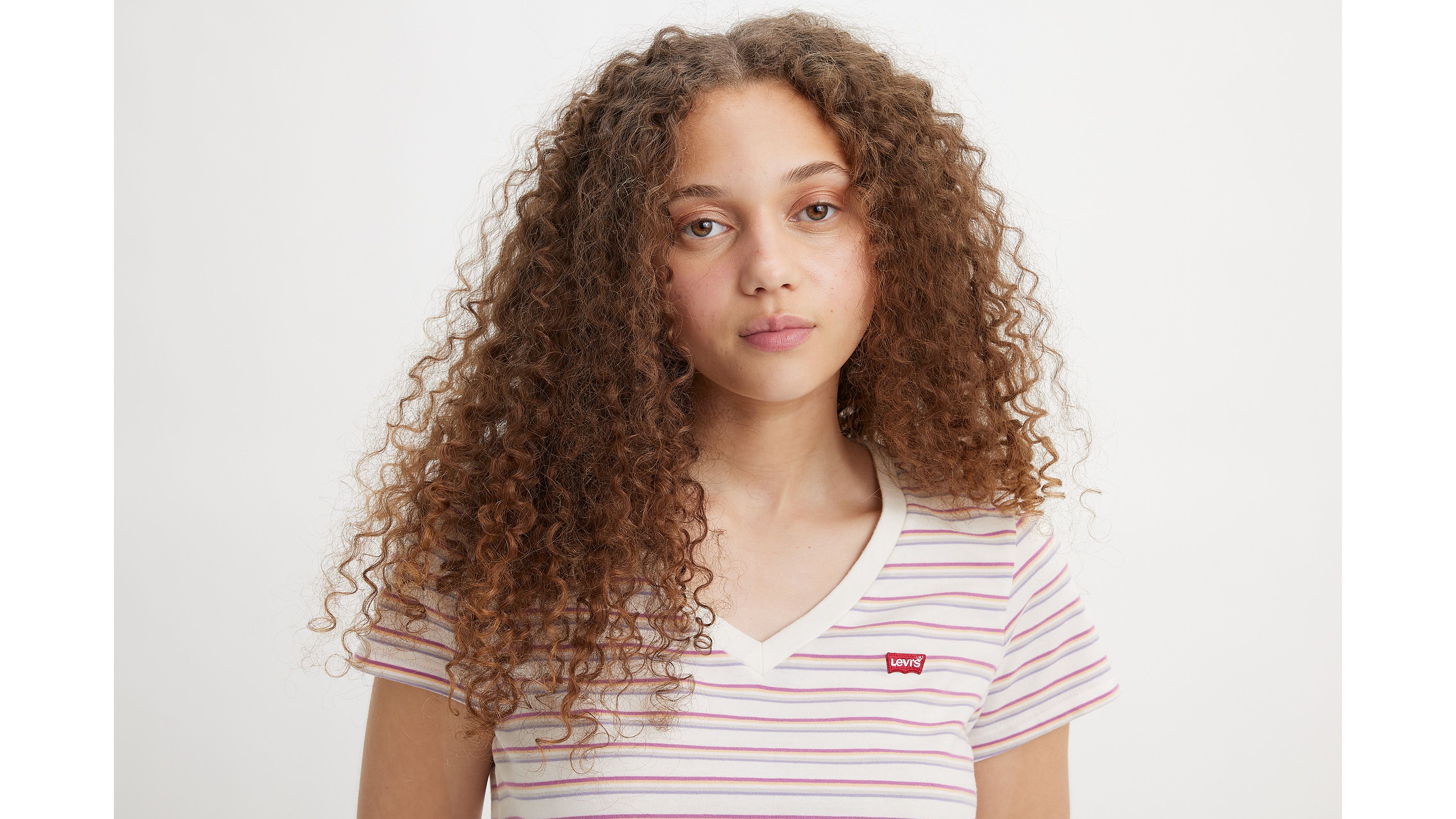 Perfect V-Neck Tee 3