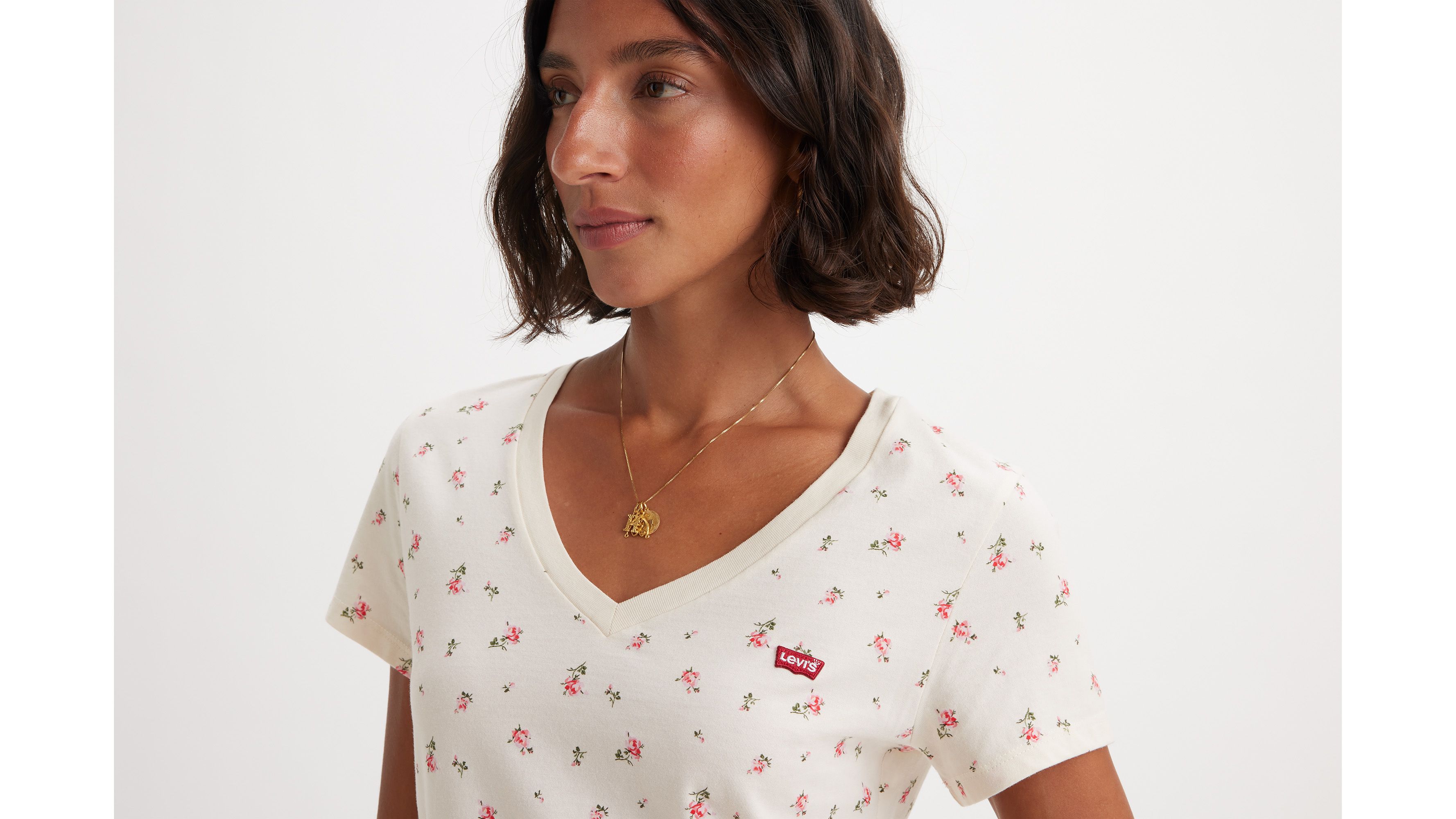 The Perfect V-Neck Tee 4