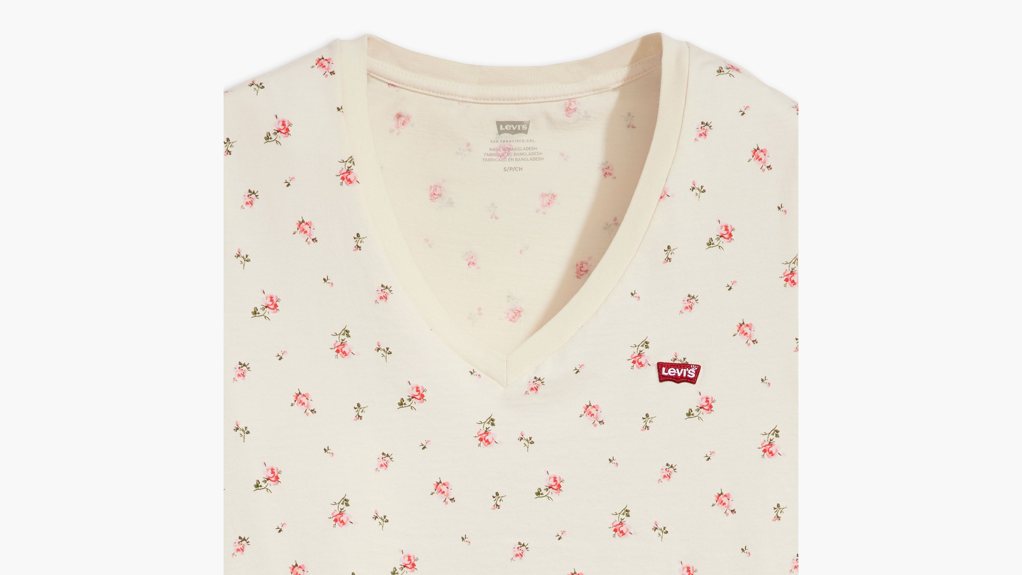 The Perfect V-Neck Tee 6