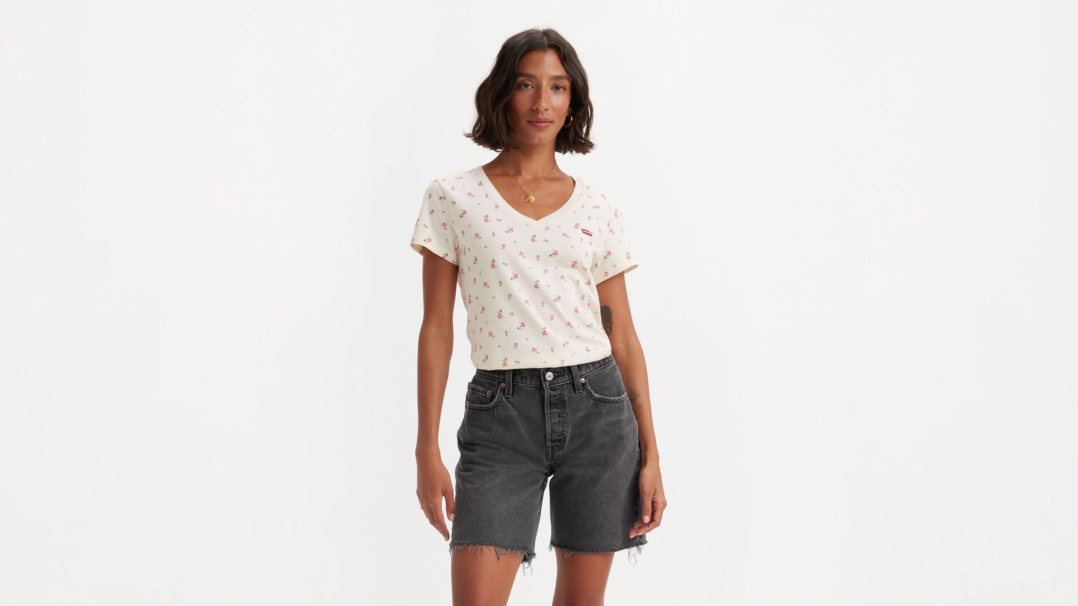 The Perfect V-Neck Tee 2