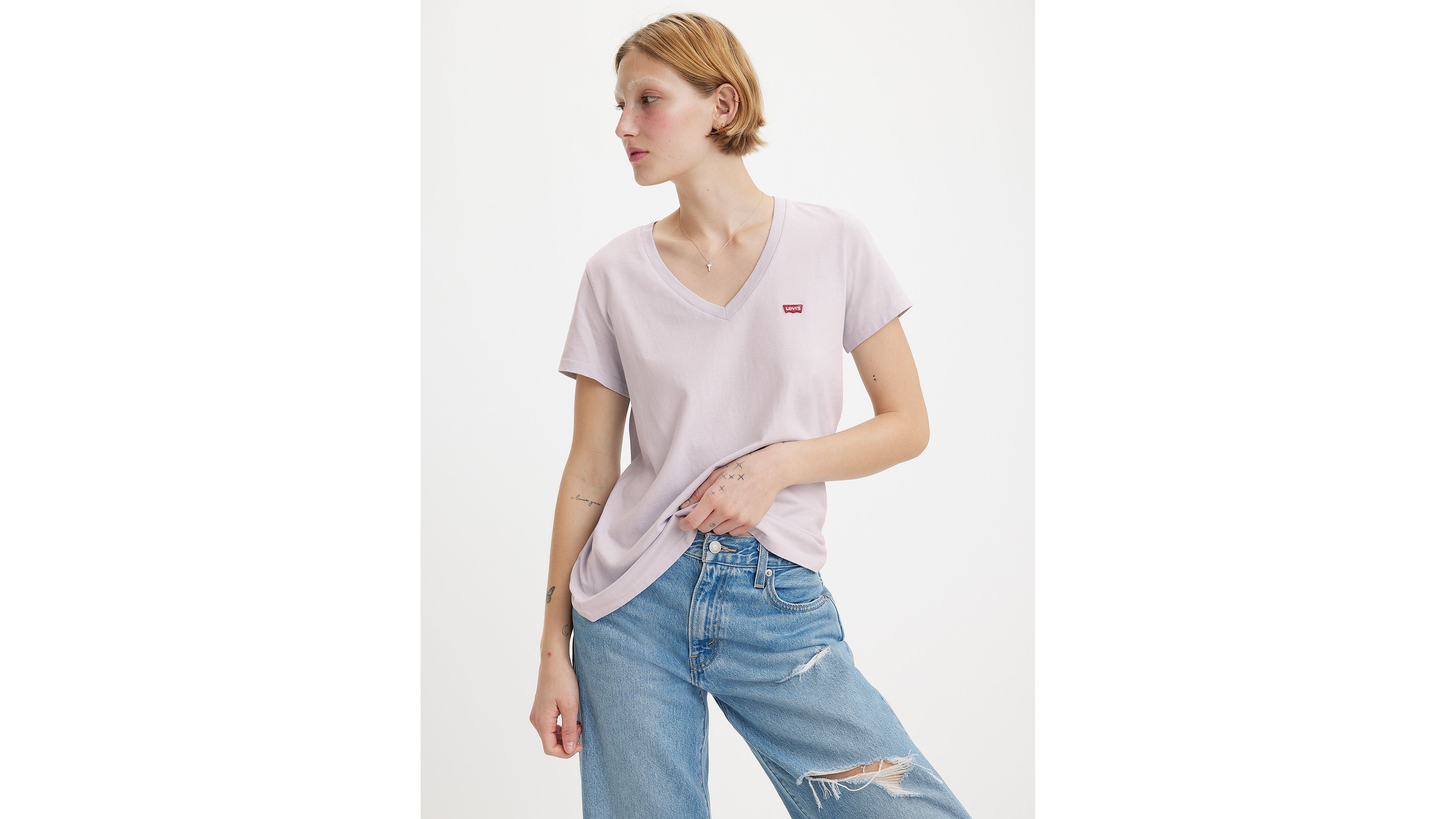 The Perfect V-Neck-T-shirt 1