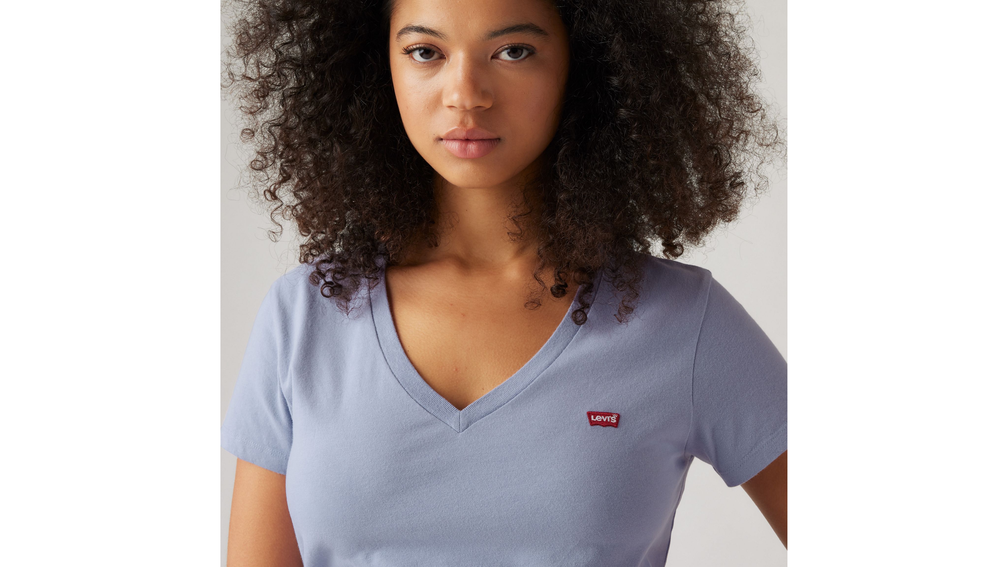 T-shirt Perfect à col V 4