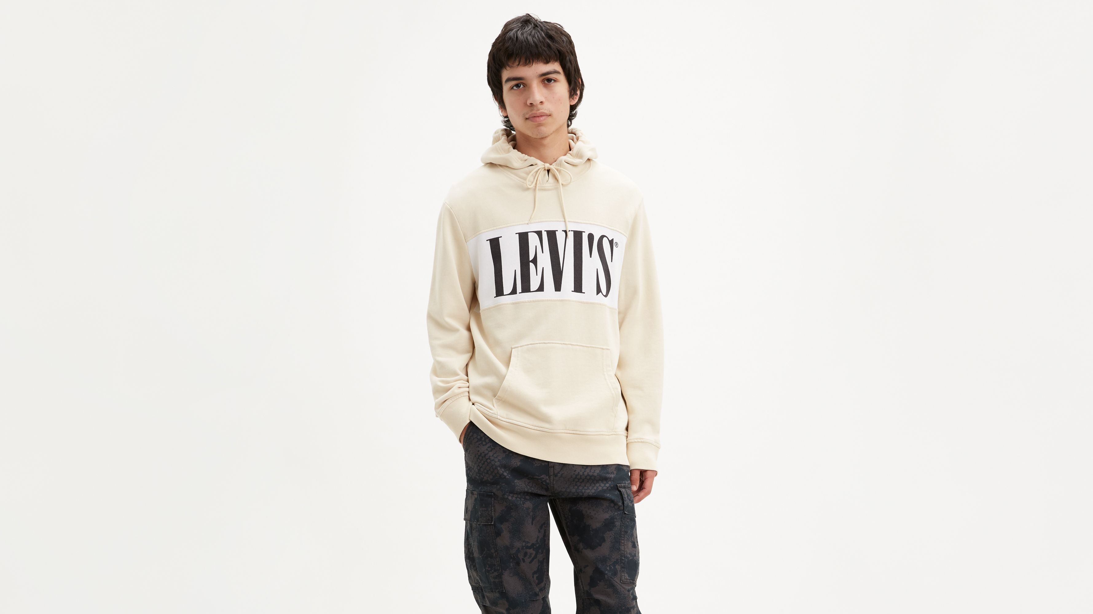 levi's green white and blue colorblock sweatshirt