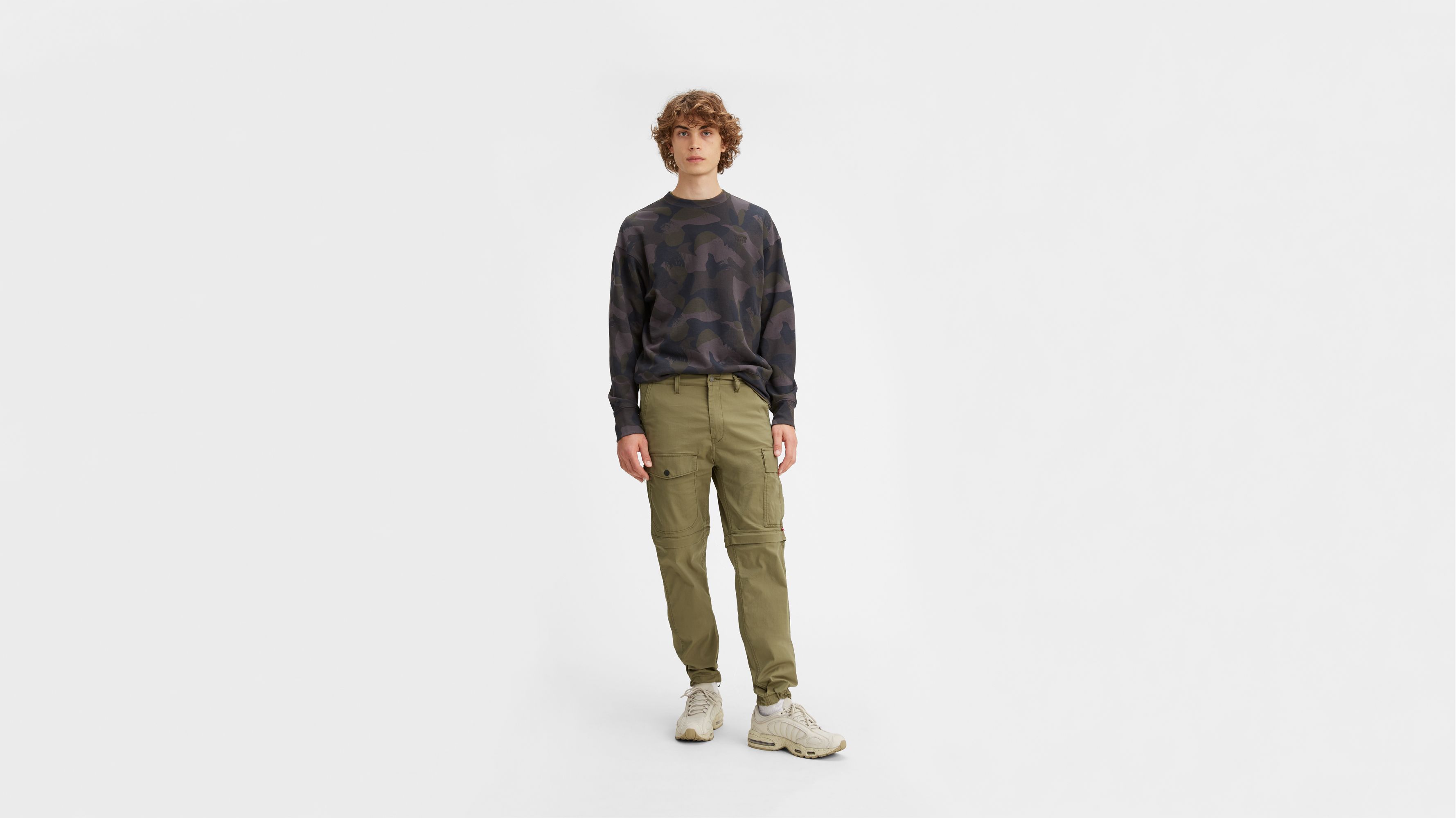 green levi cargo pants