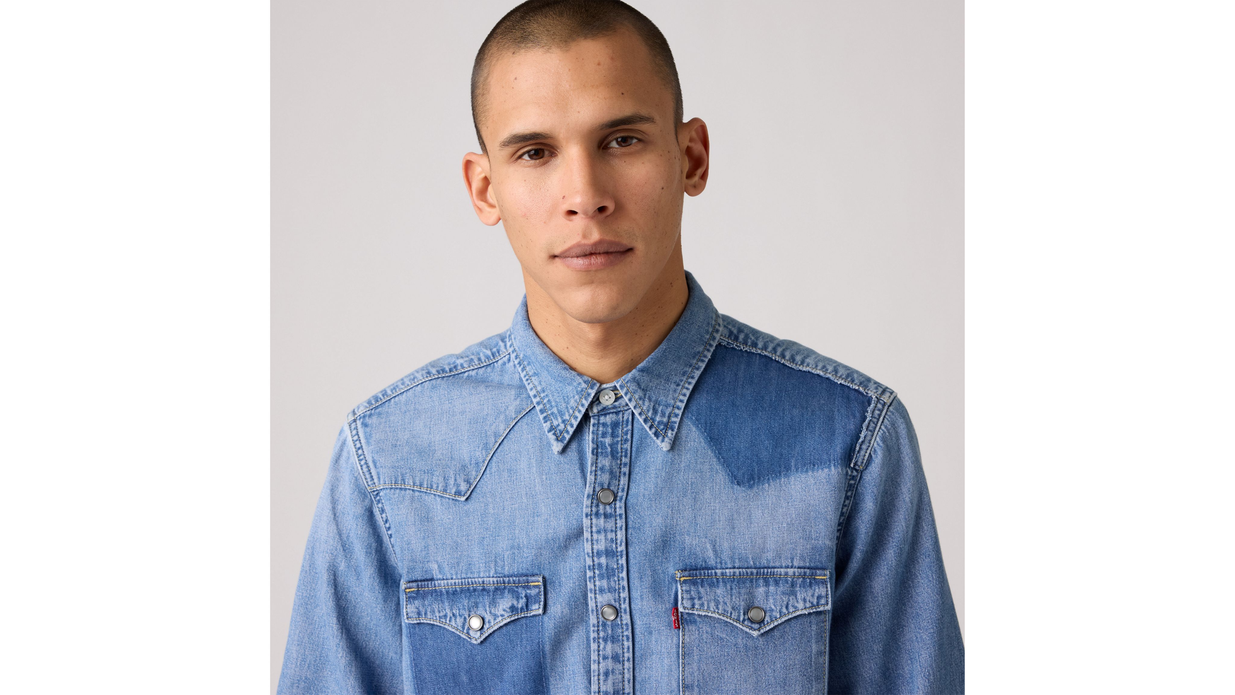 Levi's Classic Standard Fit Western Shirt Chambray In Blue