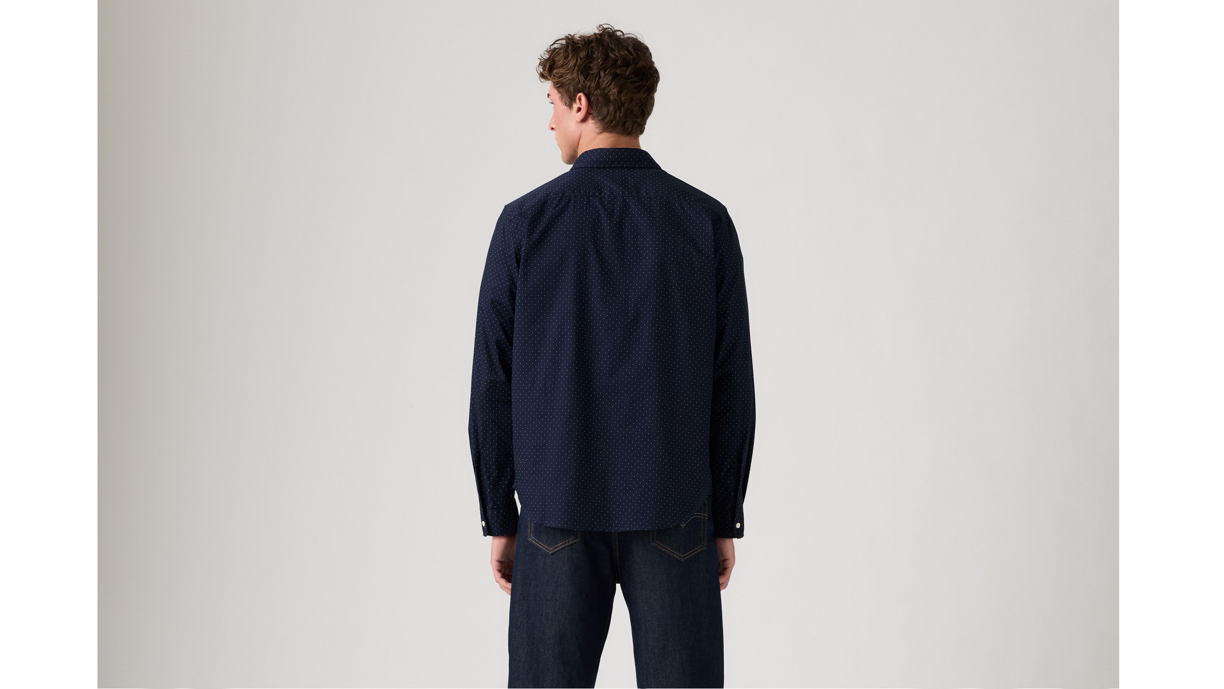 Standard Fit One Pocket Shirt