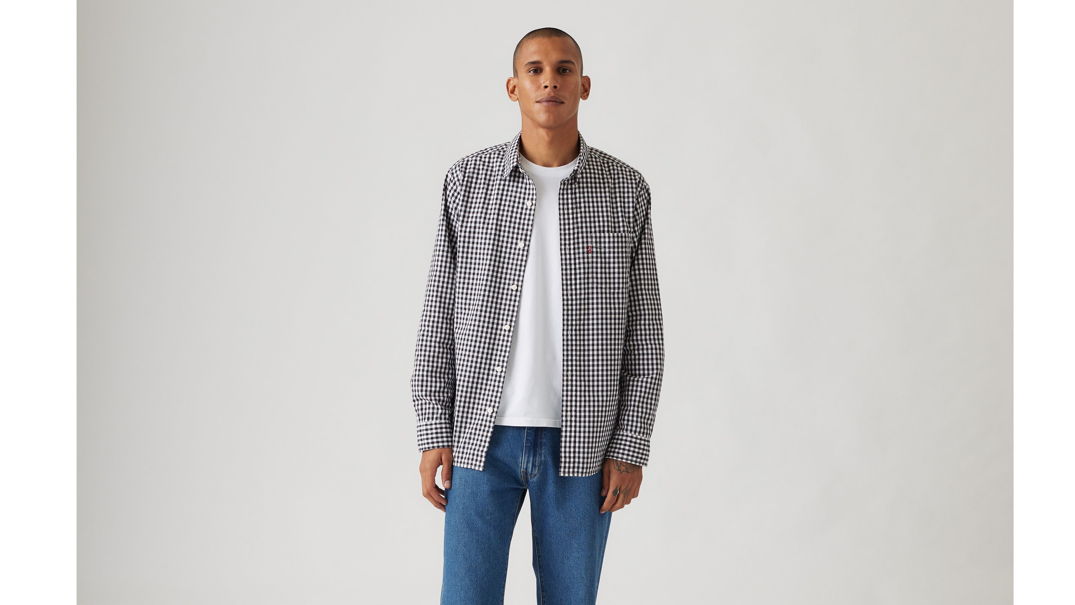 Classic One Pocket Standard Fit Shirt - Black | Levi's® US