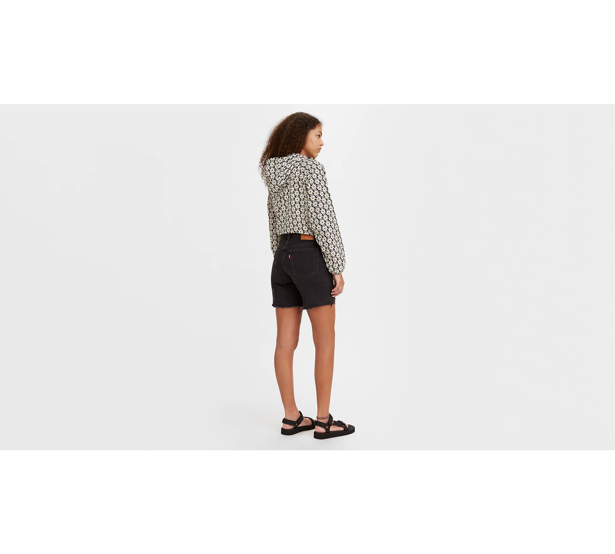 LEVI'S 501 Mid Thigh Womens Denim Shorts - Oxnard Mischief