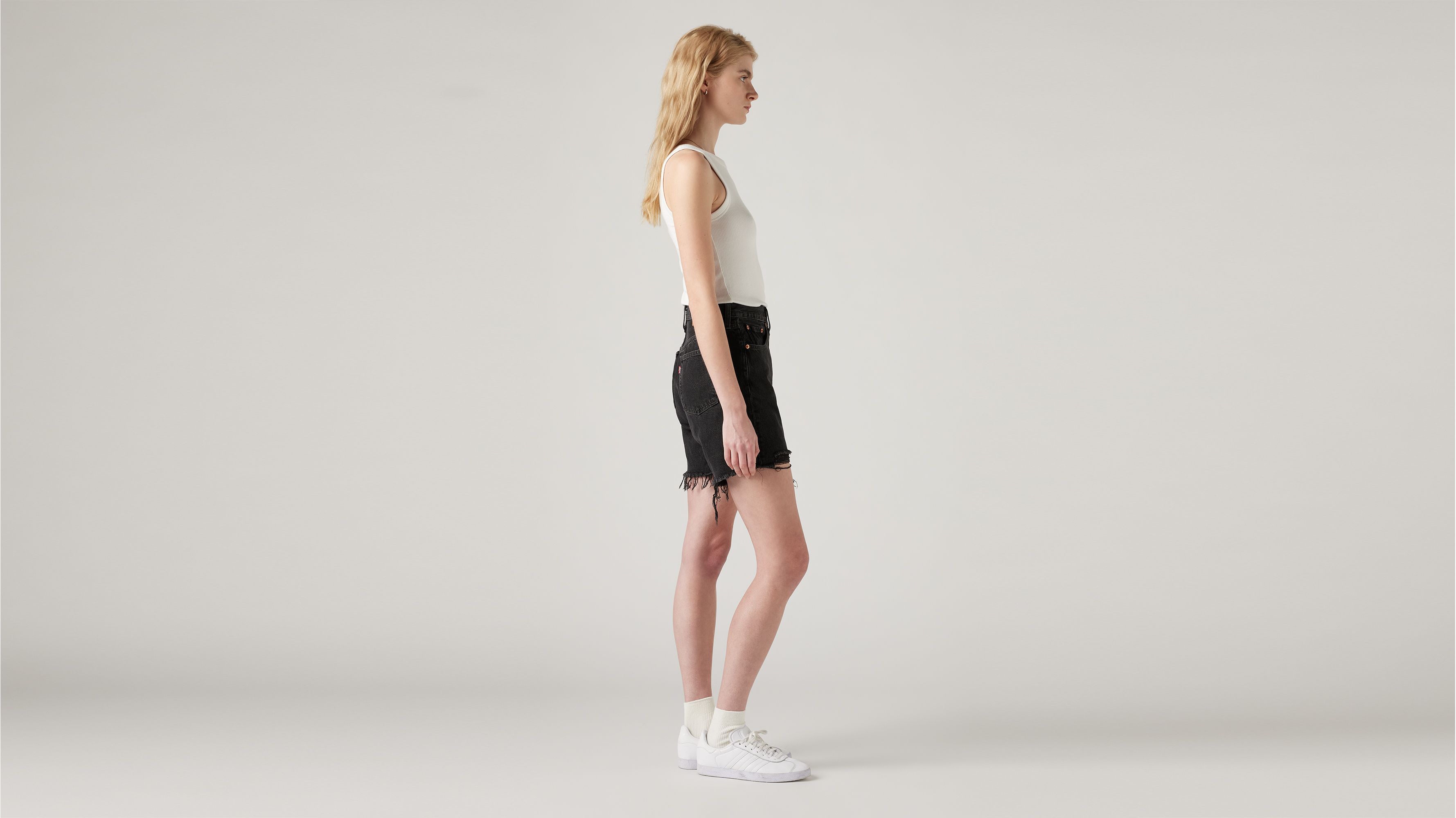 501® Mid Thigh Shorts 4