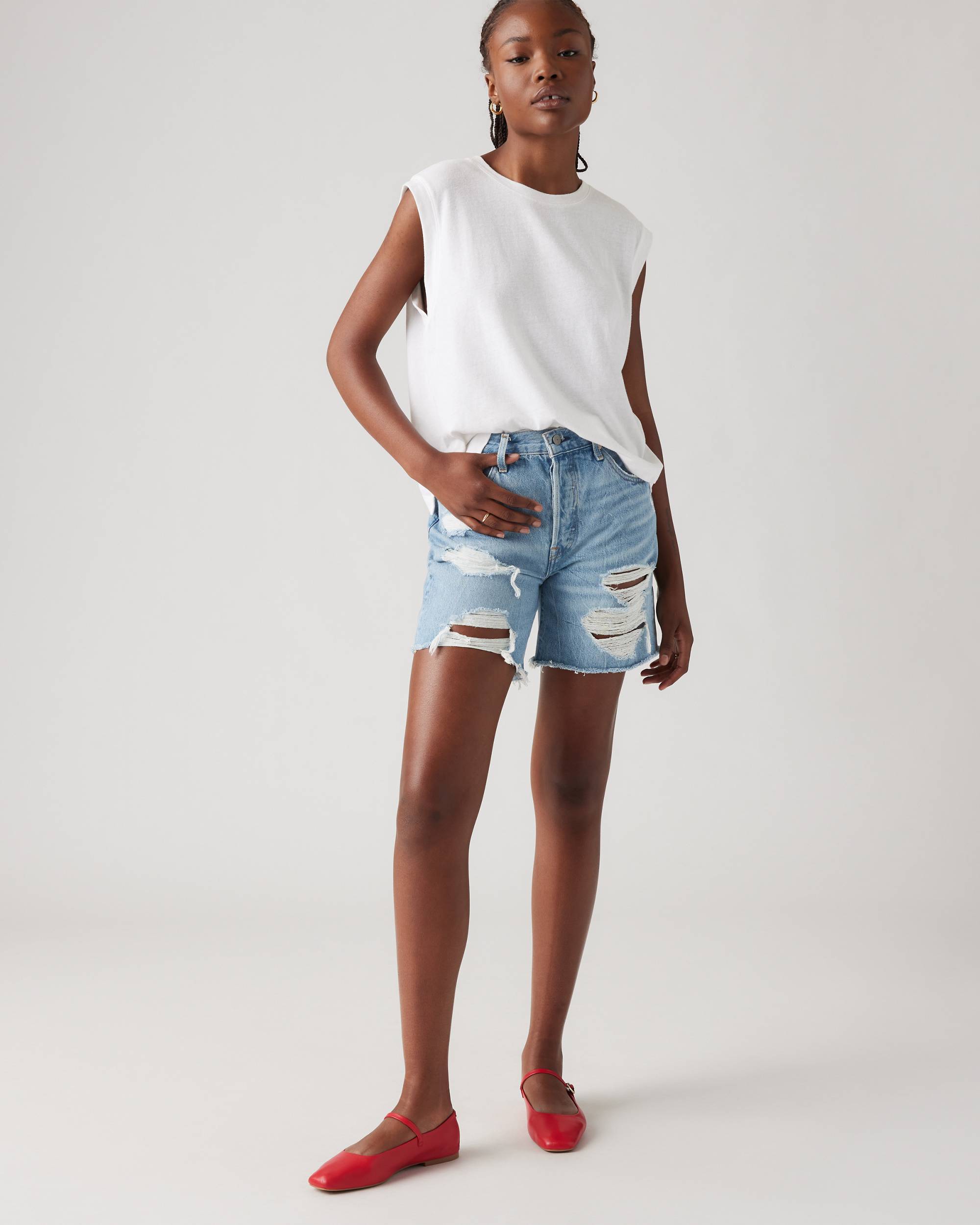 501® Mid Thigh Women's Shorts - Medium Wash | Levi's® US 501® Mid Thigh Women's Shorts - Medium Wash | Levi's® US