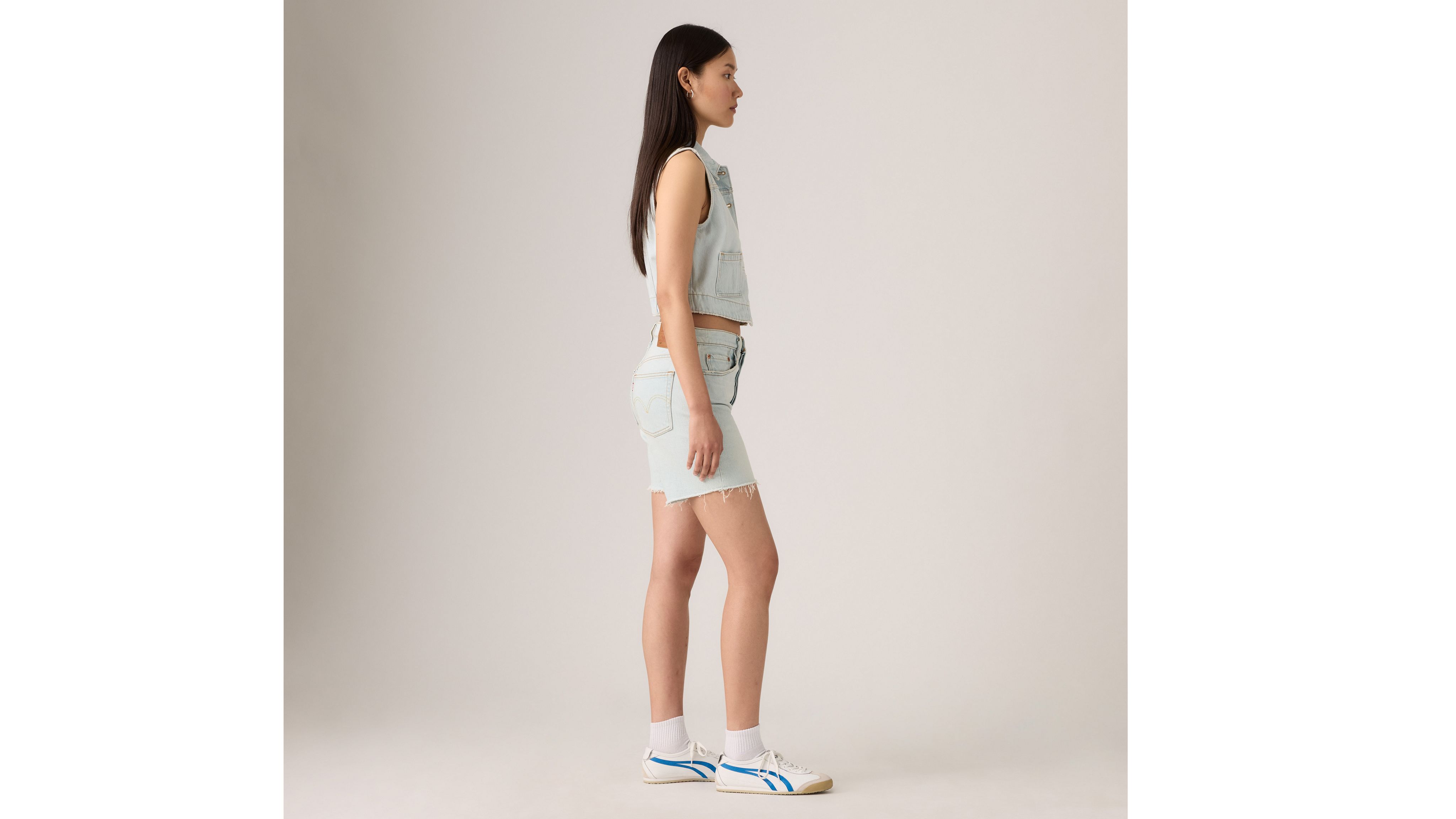 Levi's 501 Mid Thigh Women's Shorts 33 In Practice Match