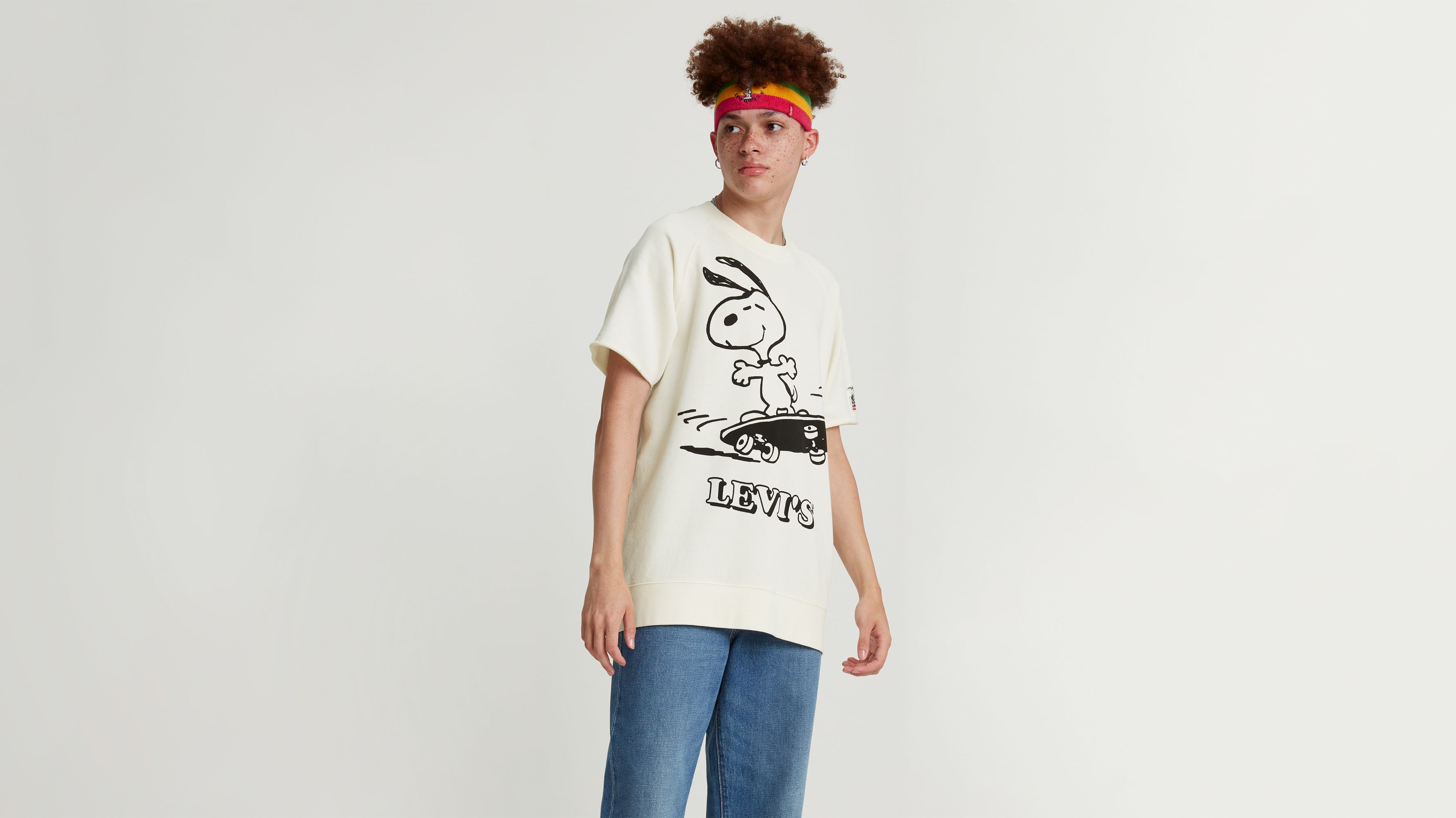 levi's peanuts shirt