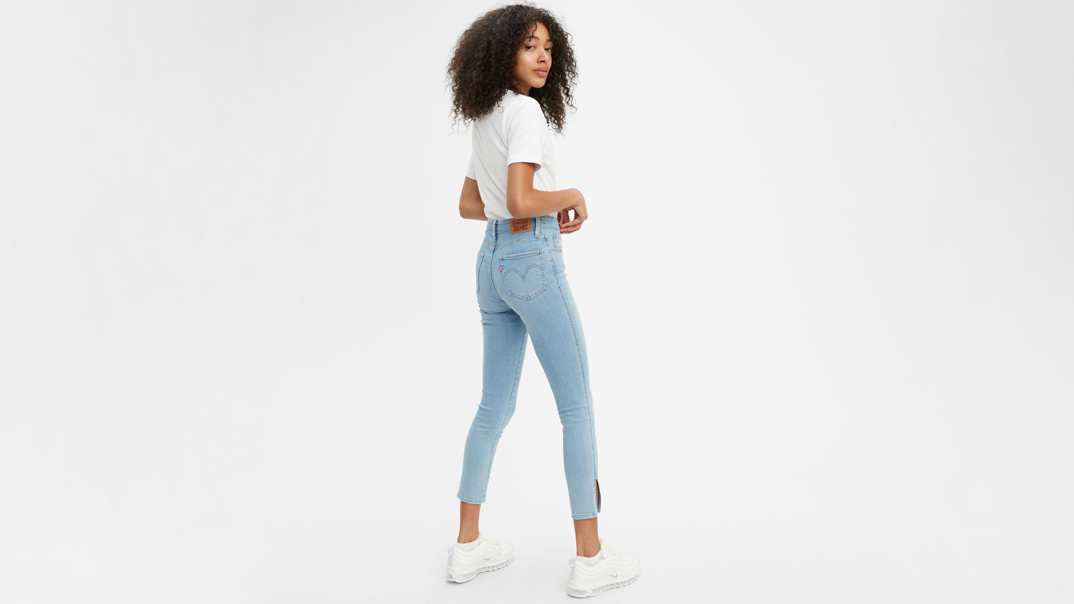 levi's high rise slim fit jeans