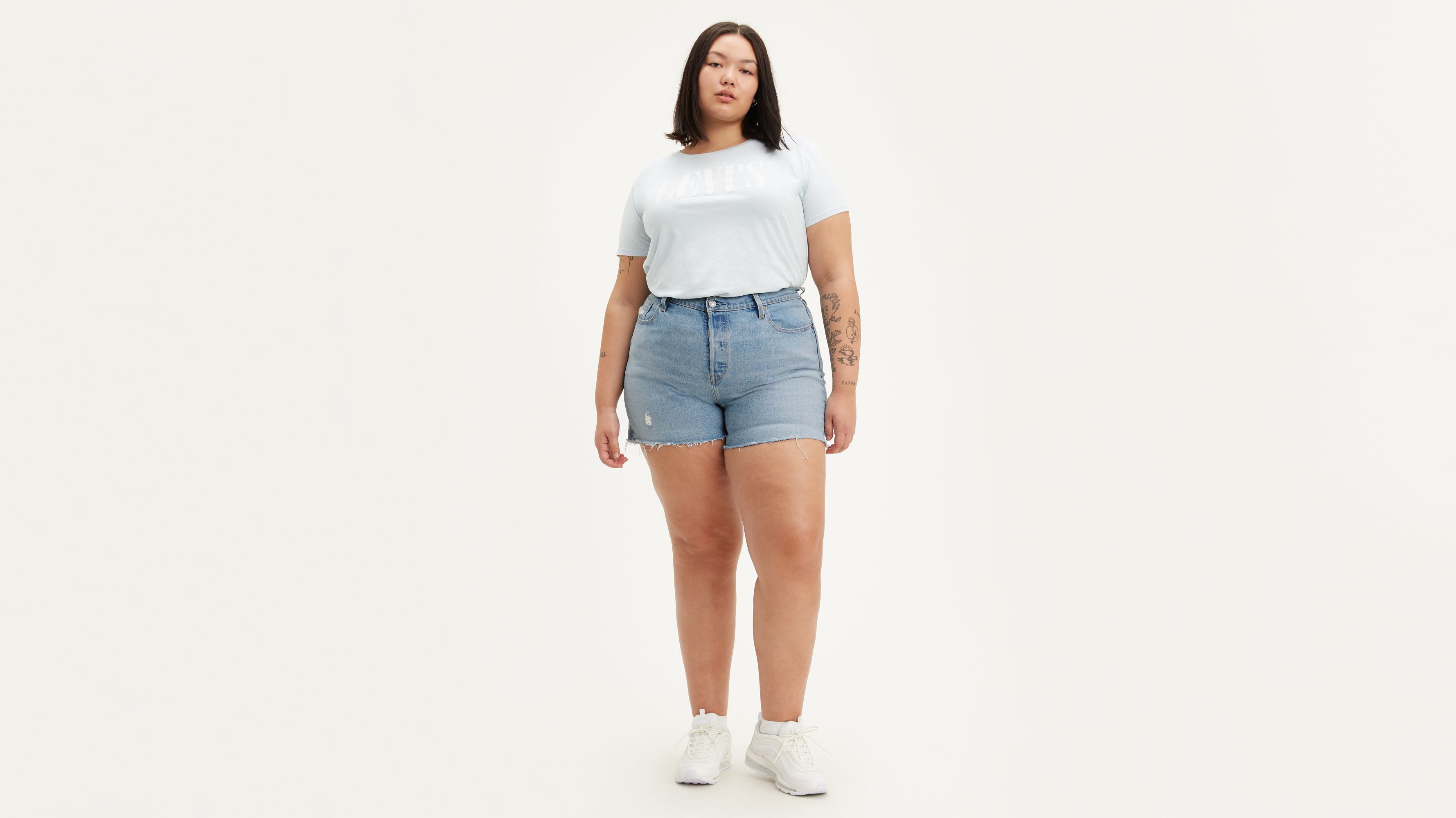 501® Women's Shorts (plus Size) - Light Wash