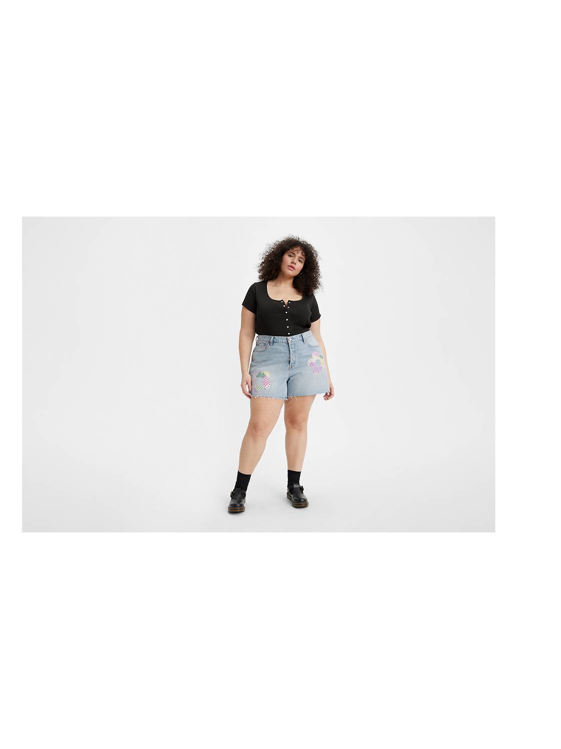 20 Ideas on How to Wear High Waisted Shorts for Plus Size Women
