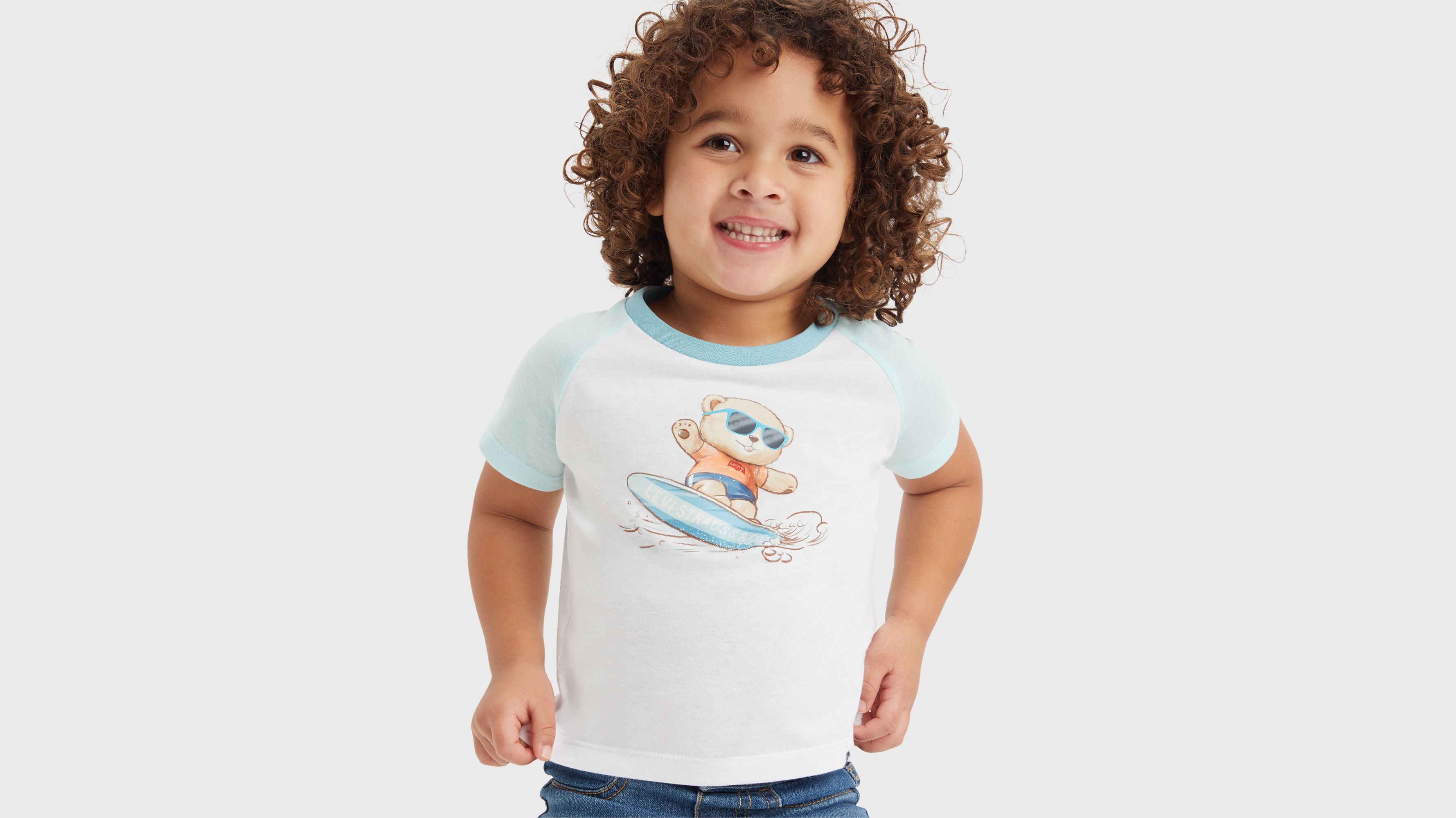 Conjunto de camiseta y shorts para bebé Surfing Bear 3