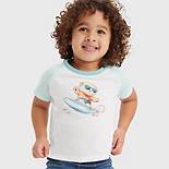 Completo con short e T-shirt con orso sul surf per neonati 3