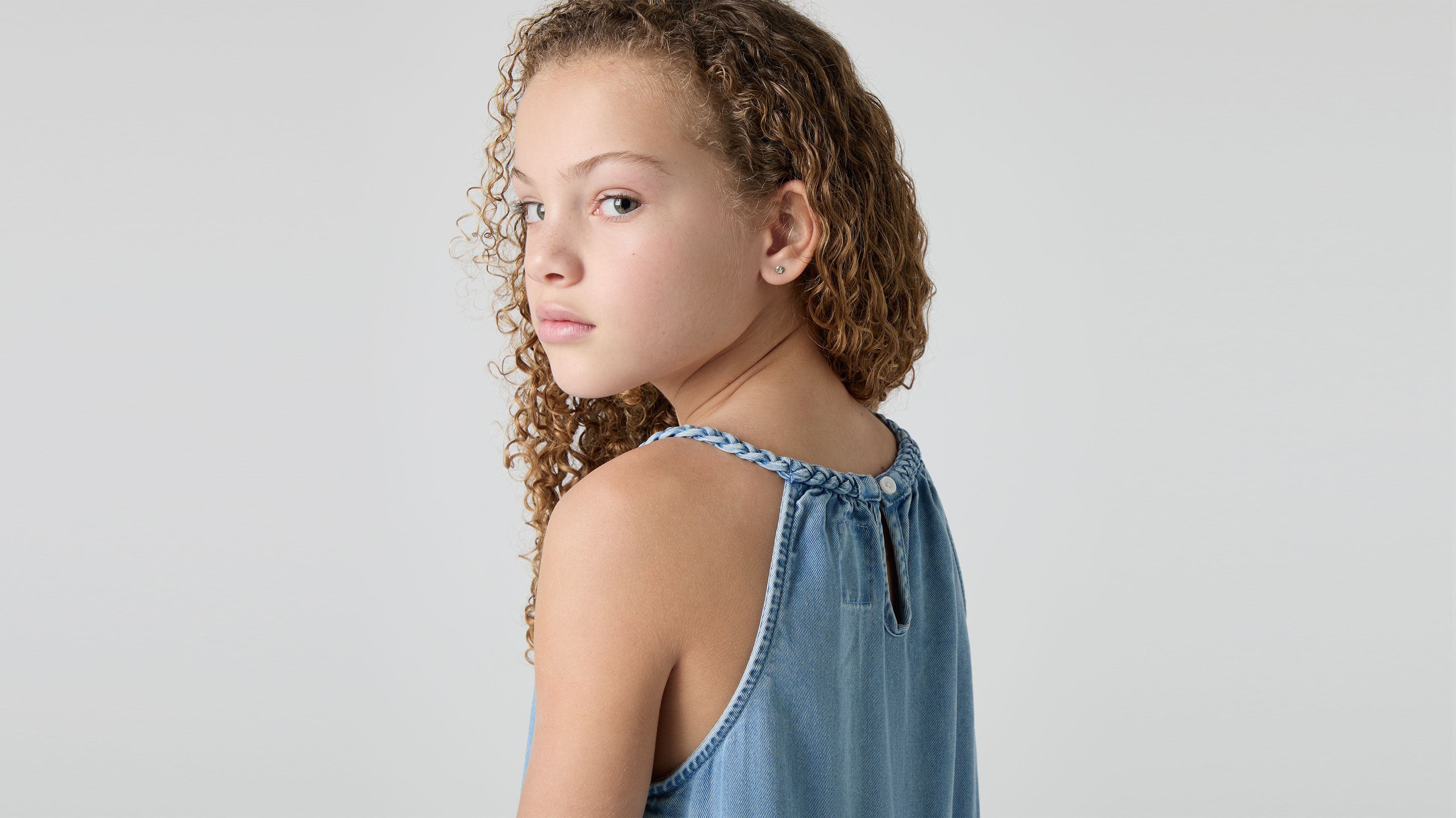 Teenager Neckholder Stufenkleid 3