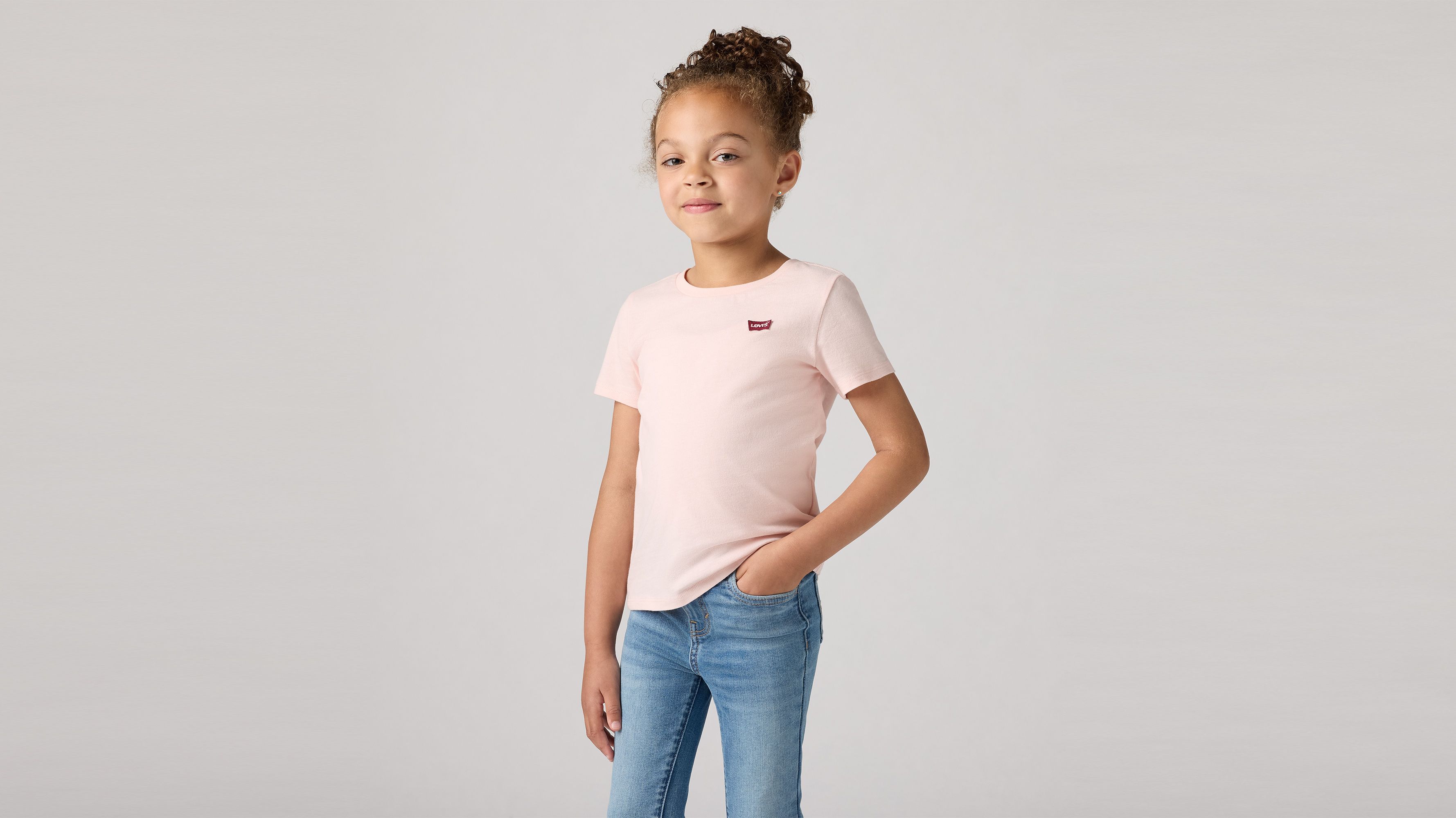 Dziecięcy T-shirt z logo Batwing na piersi 1