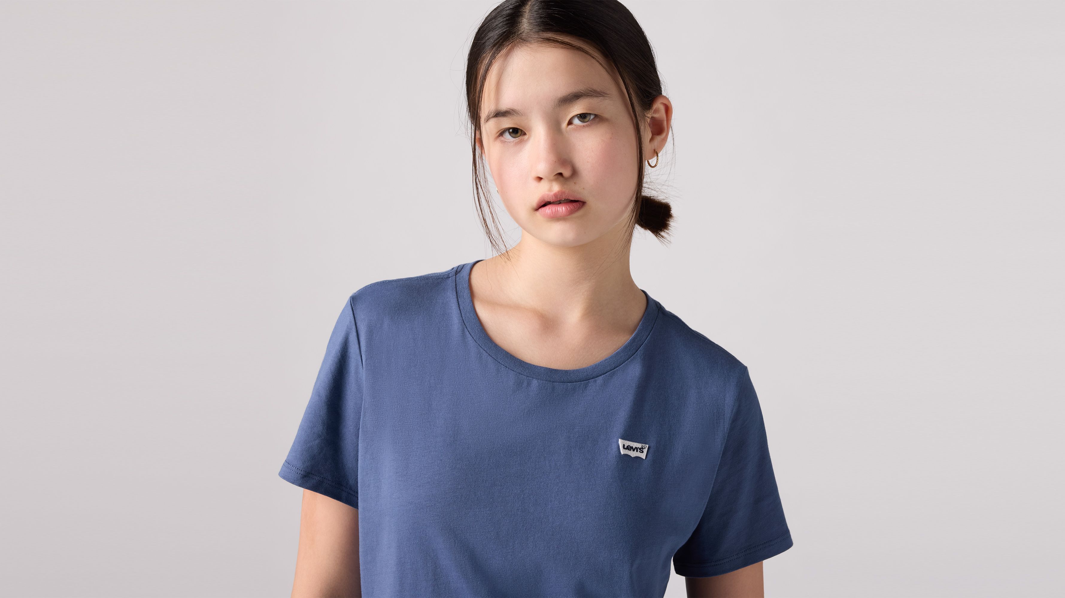 Teenager Batwing Chest Hit Tee 3