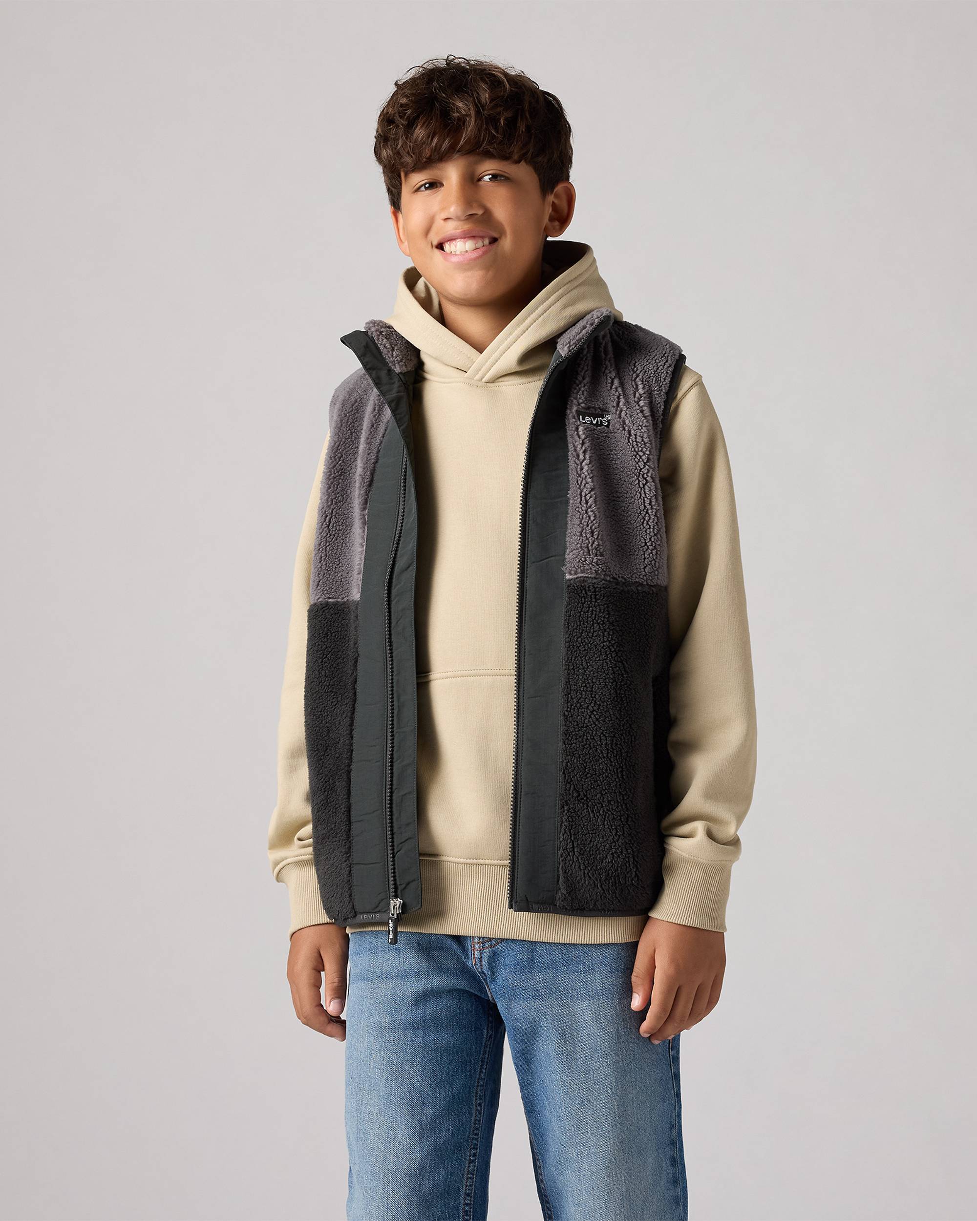 REVERSIBLE BLUE SLEEVELESS VEST IN NYLON AND SHERPA, CHILD REVERSIBLE BLUE SLEEVELESS VEST IN NYLON AND SHERPA, CHILD