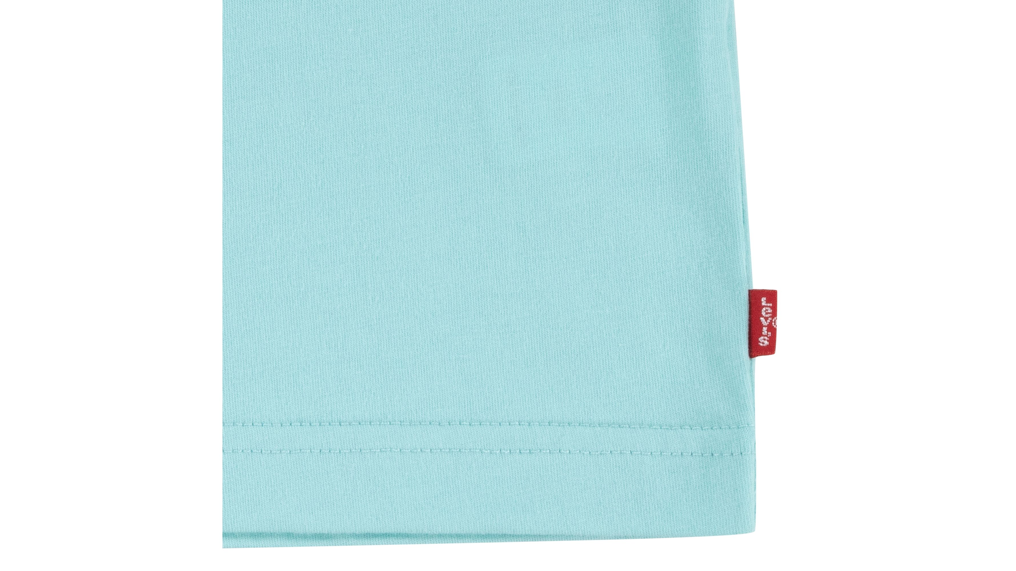 Teenager Batwing Chest Hit Tee 6