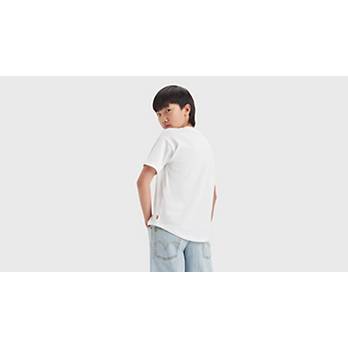 Teenager T-Shirt mit rundem Saum und Tasche 2