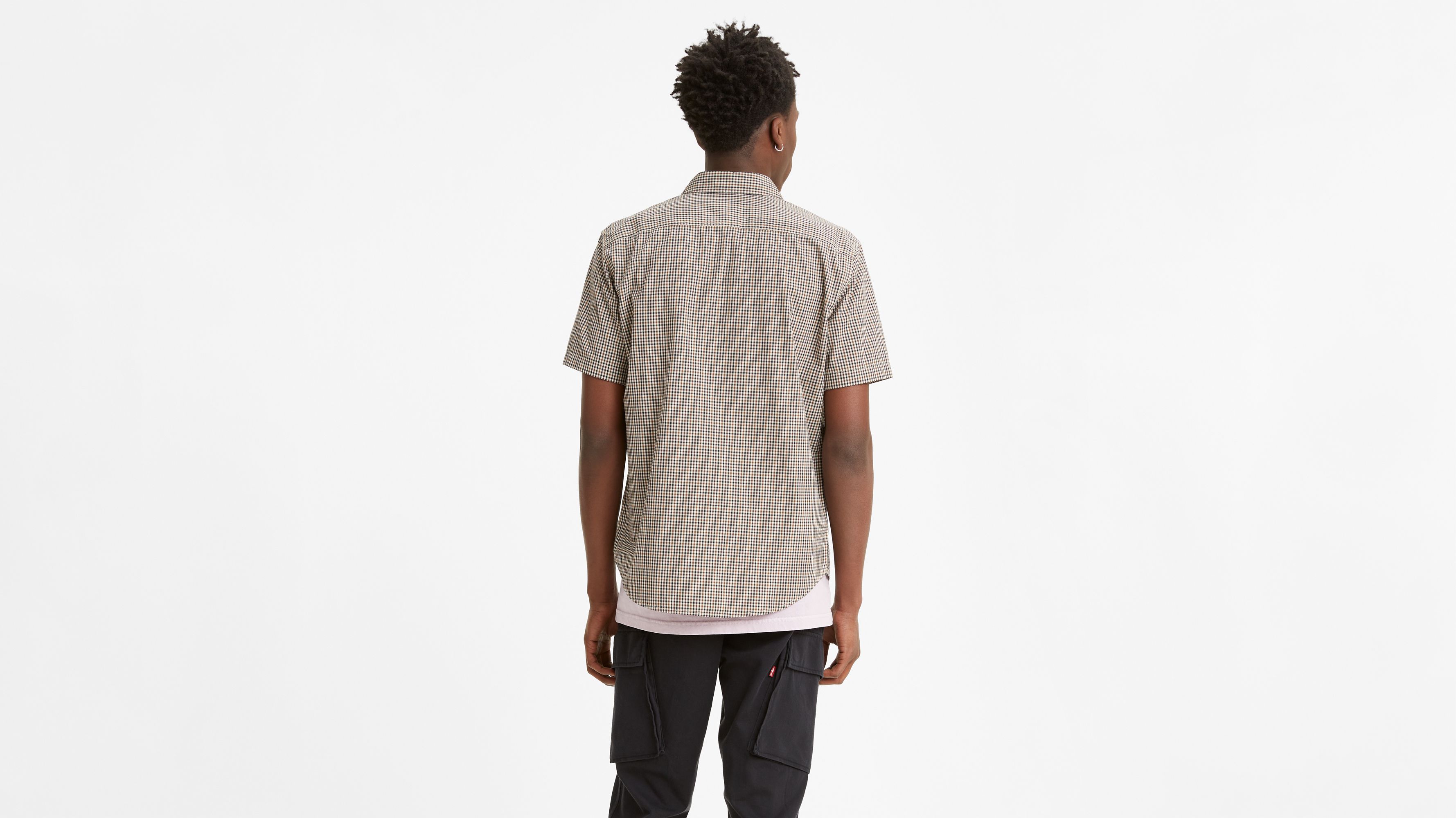 Short Sleeve Classic One Pocket Standard Fit Shirt 2