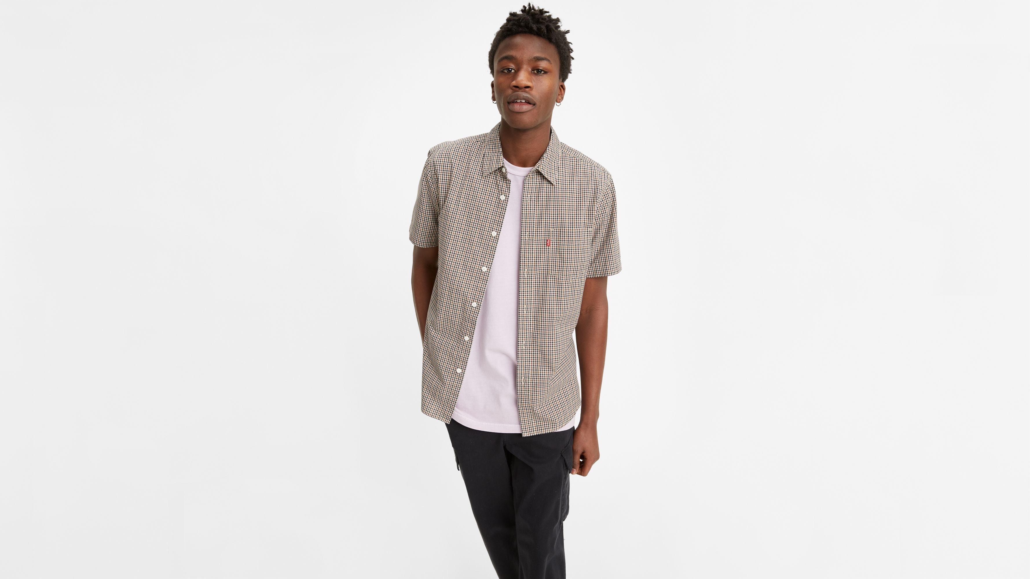 Short Sleeve Classic One Pocket Standard Fit Shirt 1