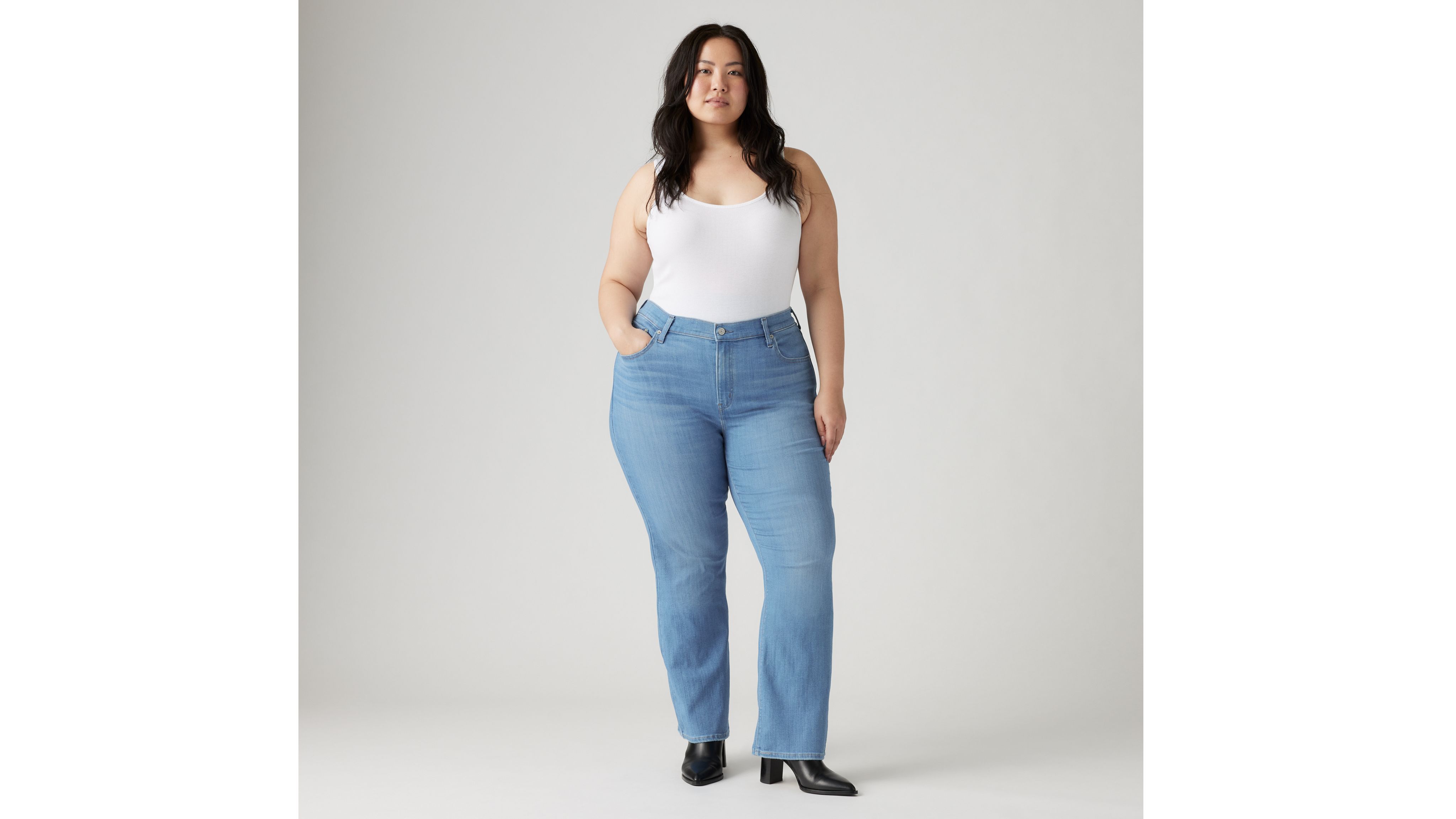 Levi's Trendy Plus Size 725 High-rise Bootcut Jeans In Worn In Indigo