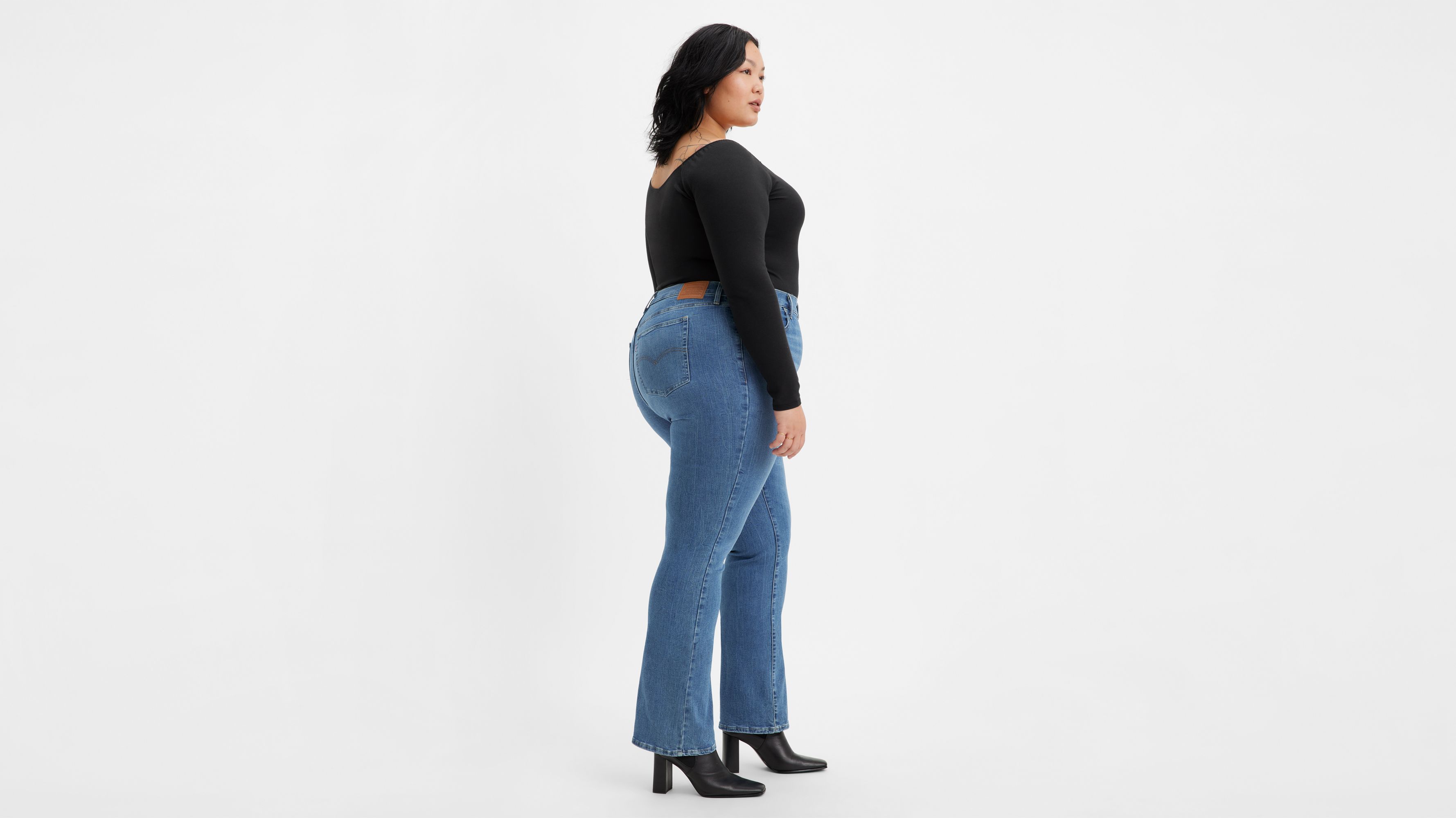 725™ High Rise Bootcut Jeans (Plus Size) 2