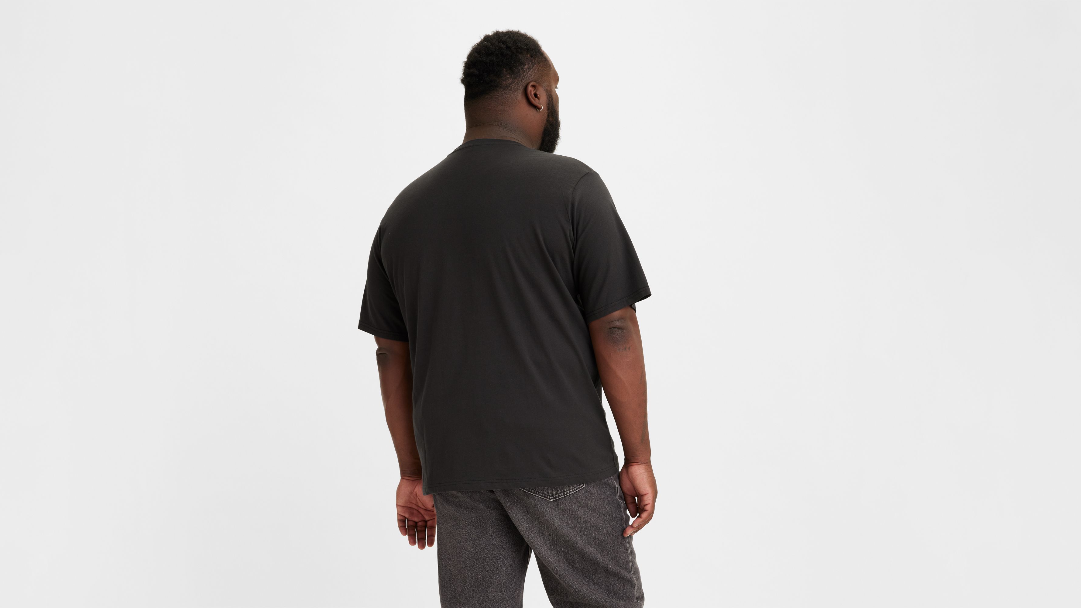 Levi's® Logo Relaxed Fit Short Sleeve T-Shirt (Tall) 2