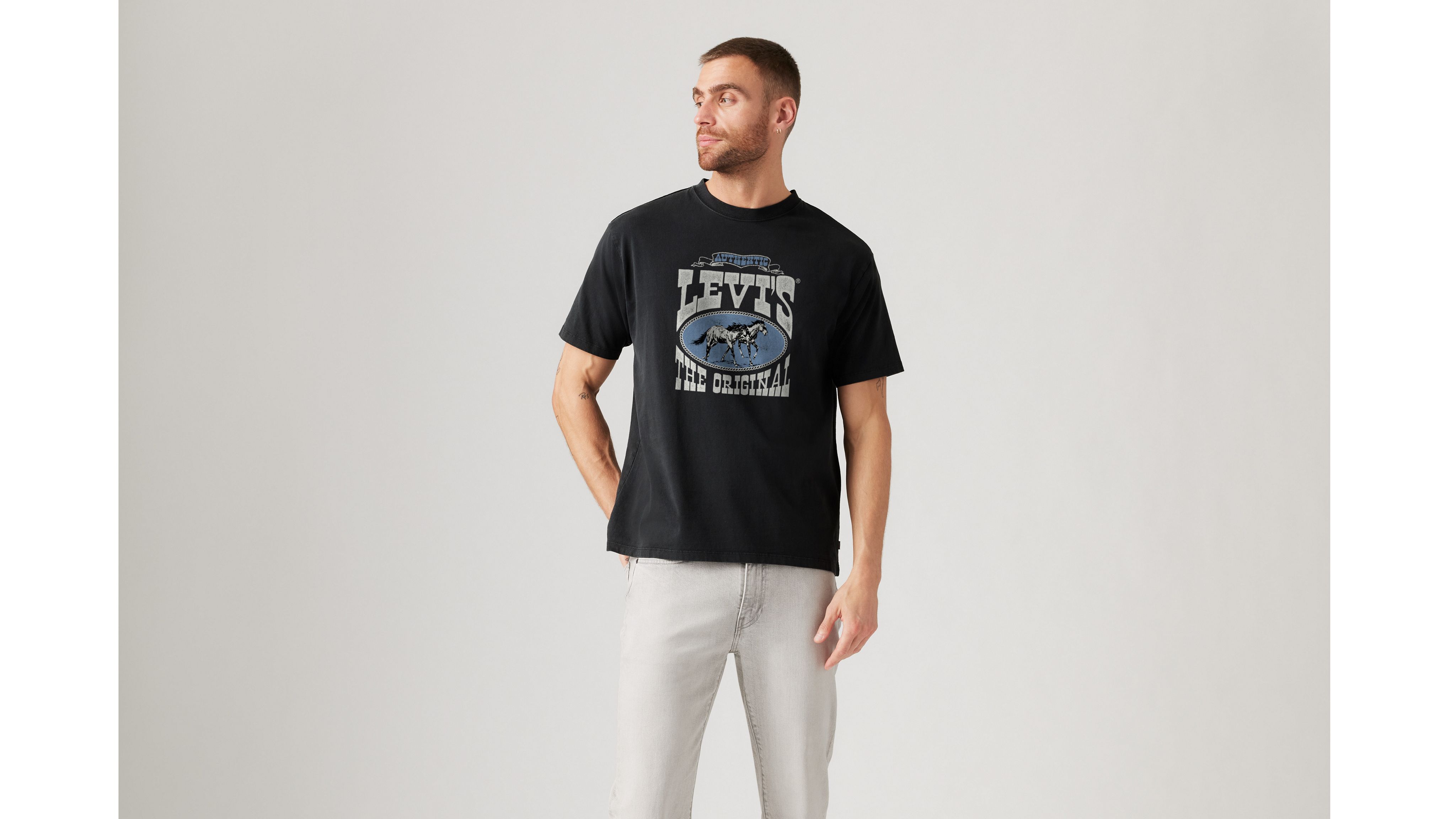 Vintage Fit Graphic T-shirt - Black | Levi's® US