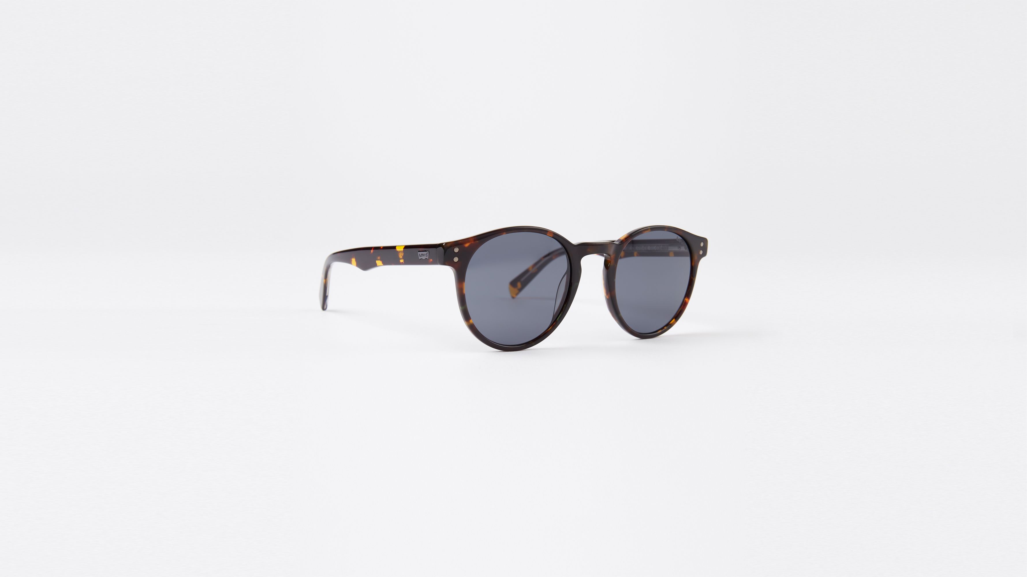 levis round sunglasses